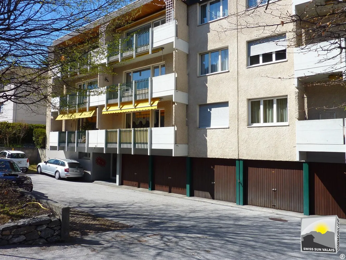 Stepped apartment for sale - Photo 1 of 15