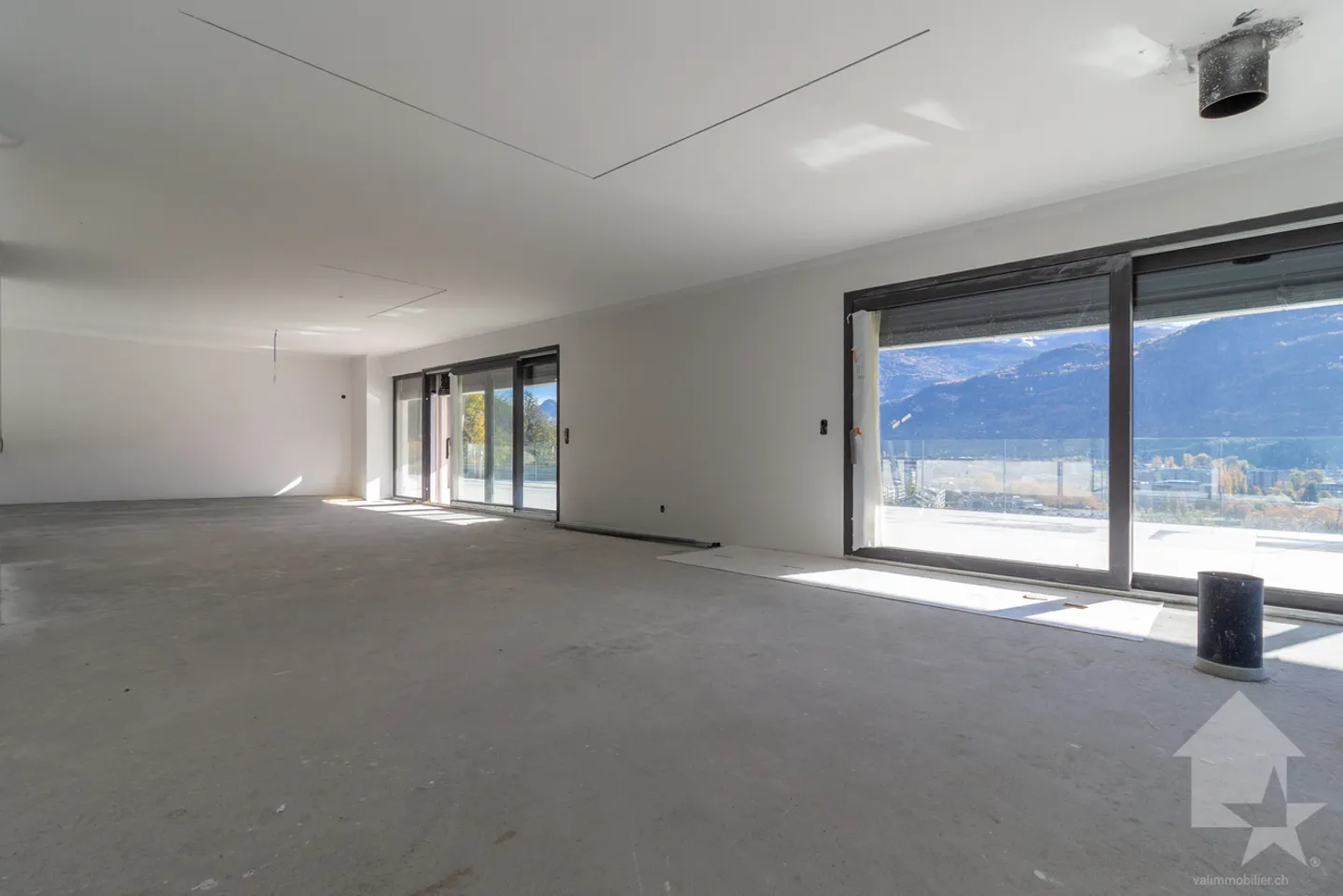 Geräumige 7,5-Zimmer-Penthouse mit Panoramaterrasse - Foto 9 von 16