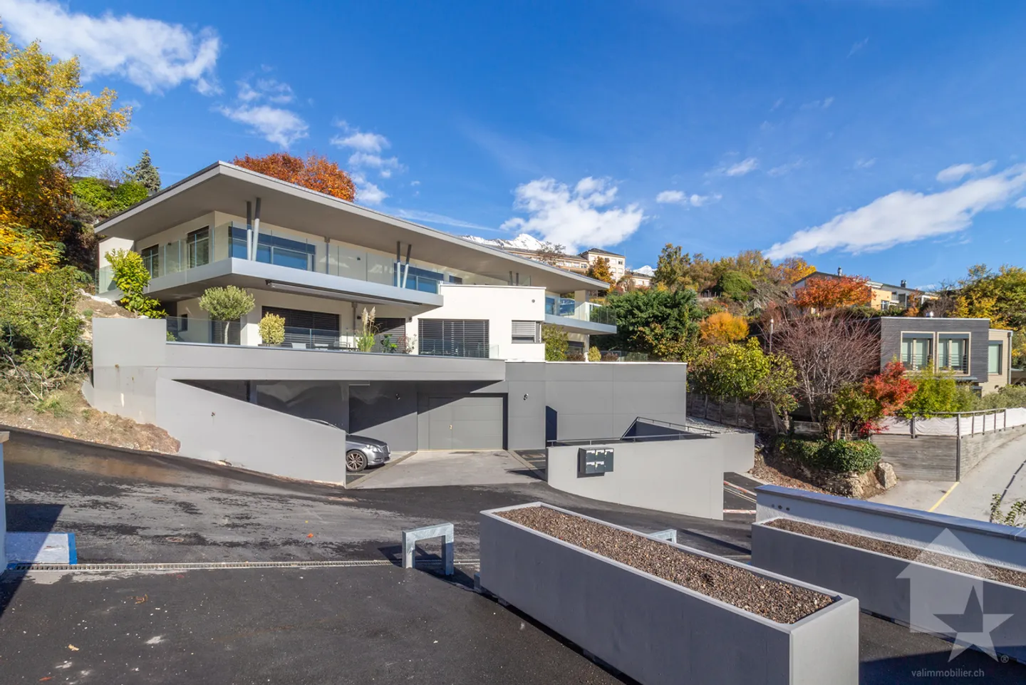 Geräumige 7,5-Zimmer-Penthouse mit Panoramaterrasse - Foto 16 von 16