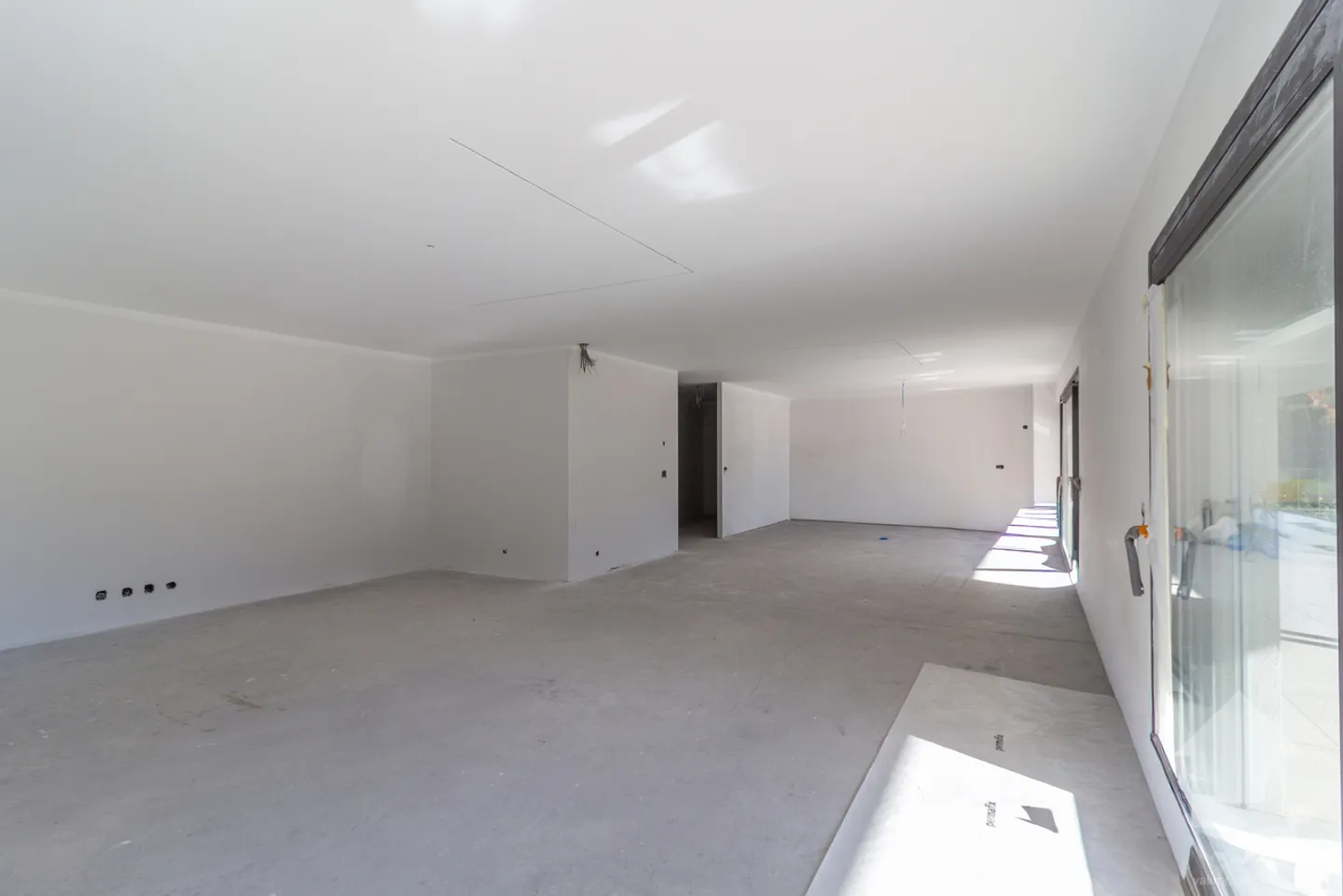 Geräumige 7,5-Zimmer-Penthouse mit Panoramaterrasse - Foto 10 von 16