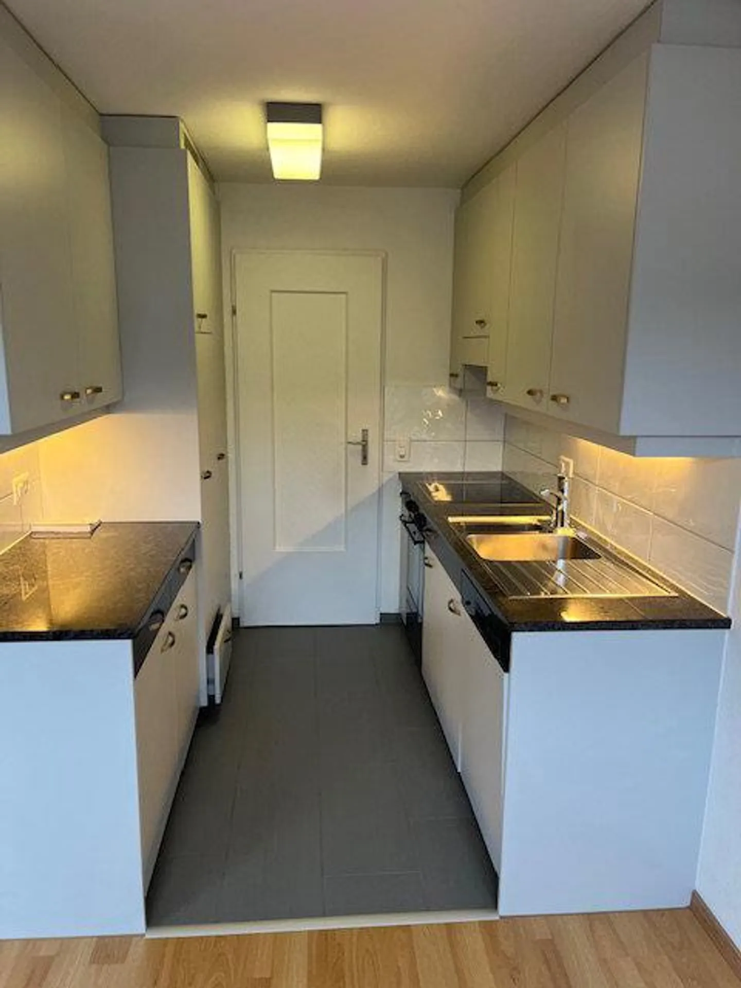 Appartamento luminoso nel centro di Baden - Foto 2 di 5