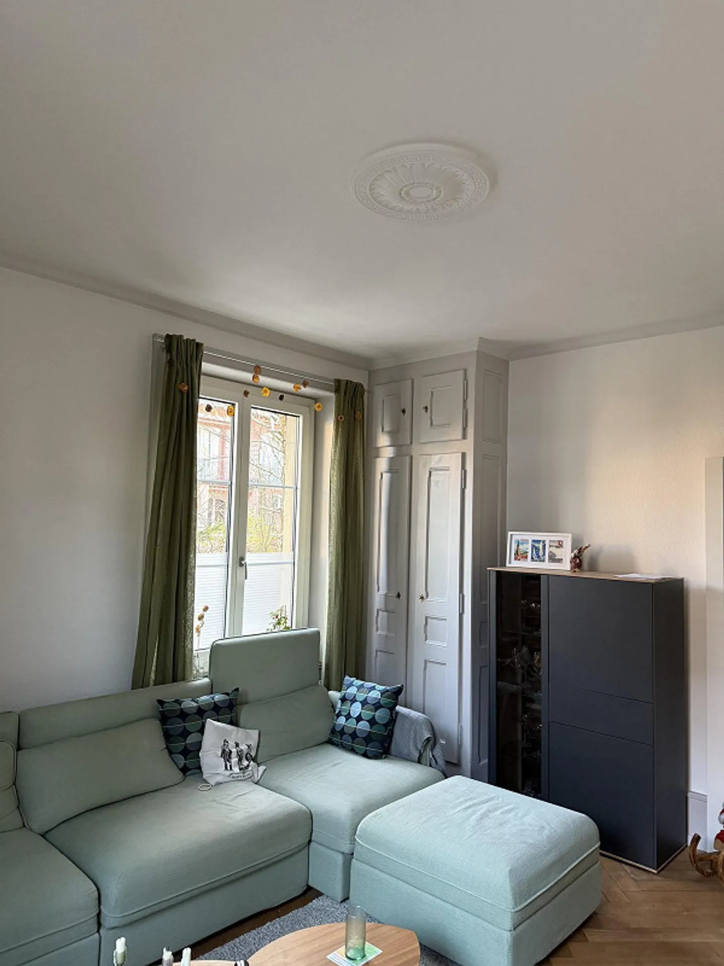 Beautiful apartment in the Burgfeld district - Photo 2 of 7