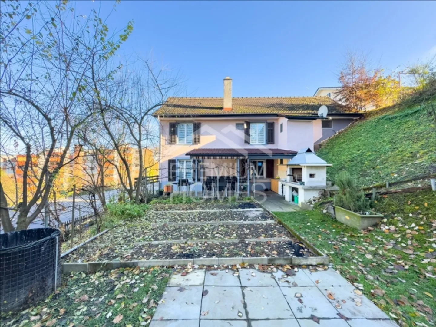 Maison individuelle à vendre - Photo 2 sur 4