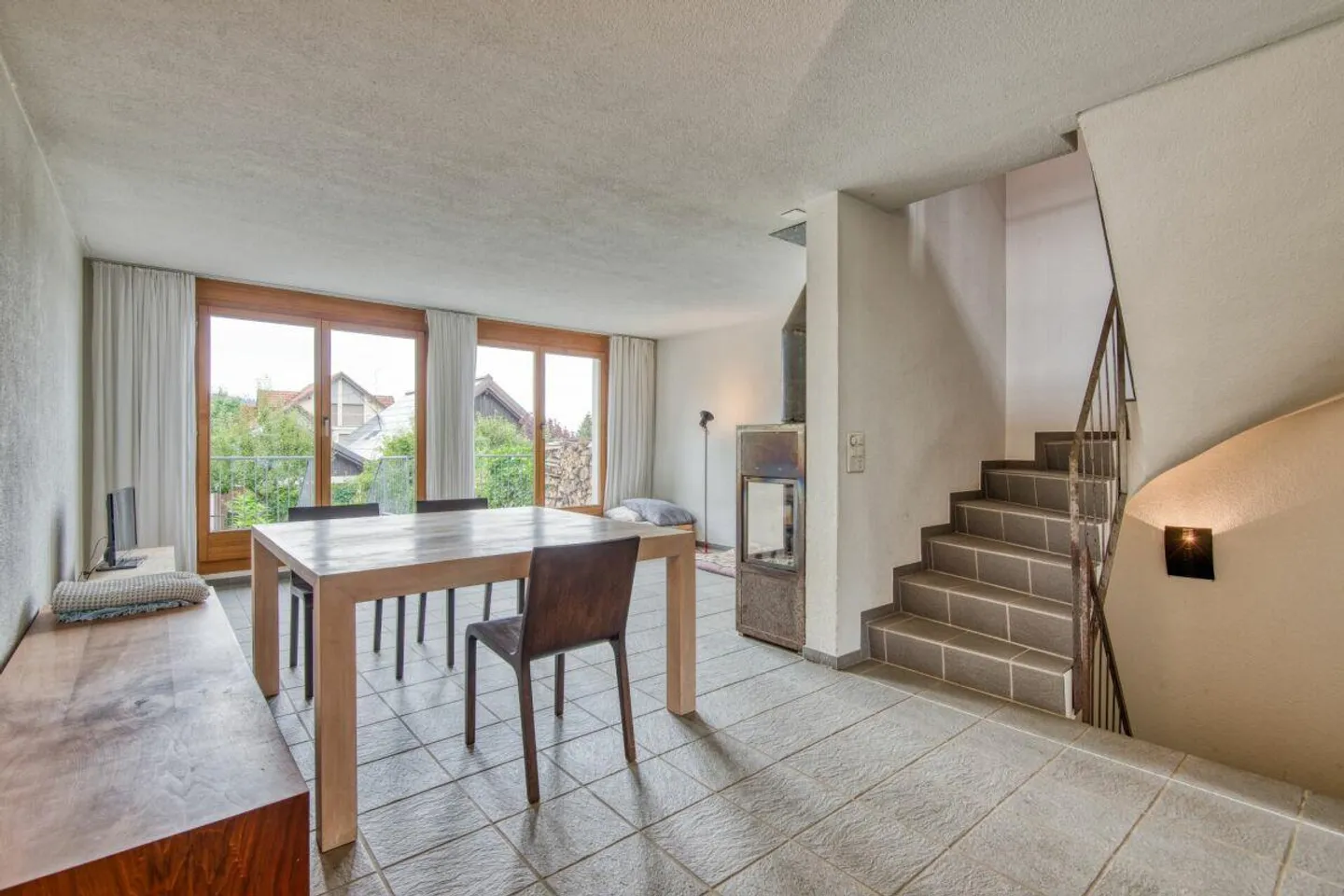 Vivere tranquilli, utilizzare con intelligenza - Casa a schiera di 4,5 stanze con opzione per ospiti - Foto 3 di 12