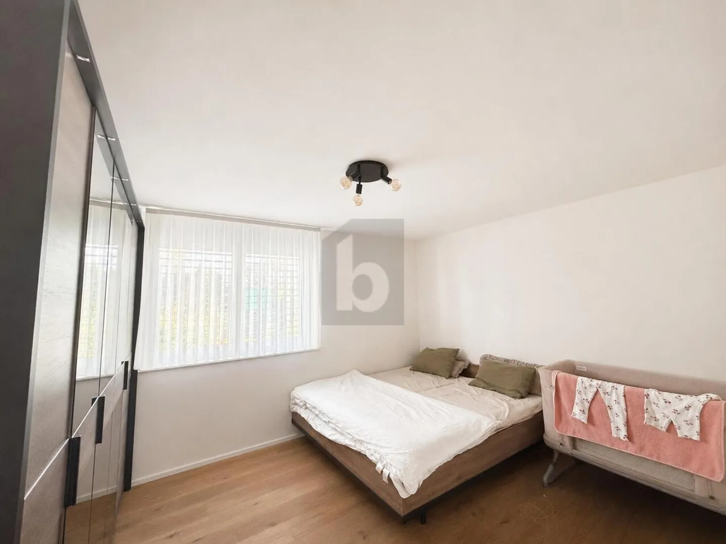 Modernes Apartment mit Loggia - Foto 5 von 6