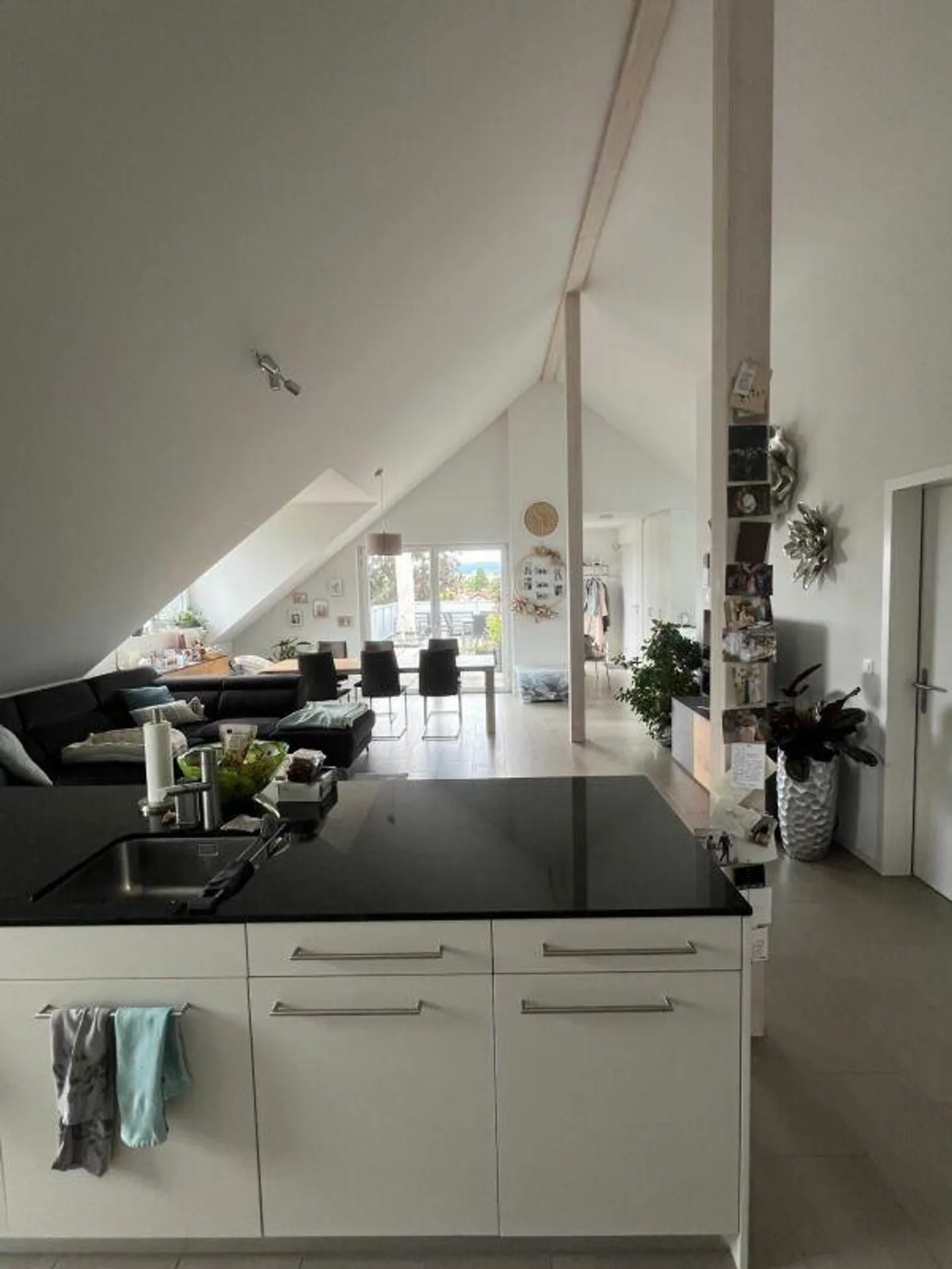 Appartement spacieux et lumineux de 4,5 pièces - Photo 13 sur 14