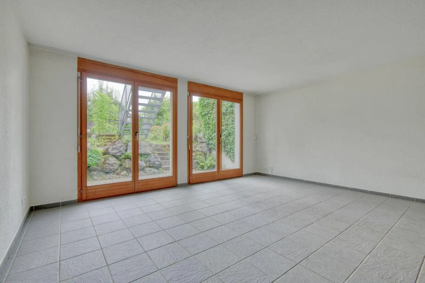 Vivere tranquilli, utilizzare con intelligenza - Casa a schiera di 4,5 stanze con opzione per ospiti - Foto 9 di 12