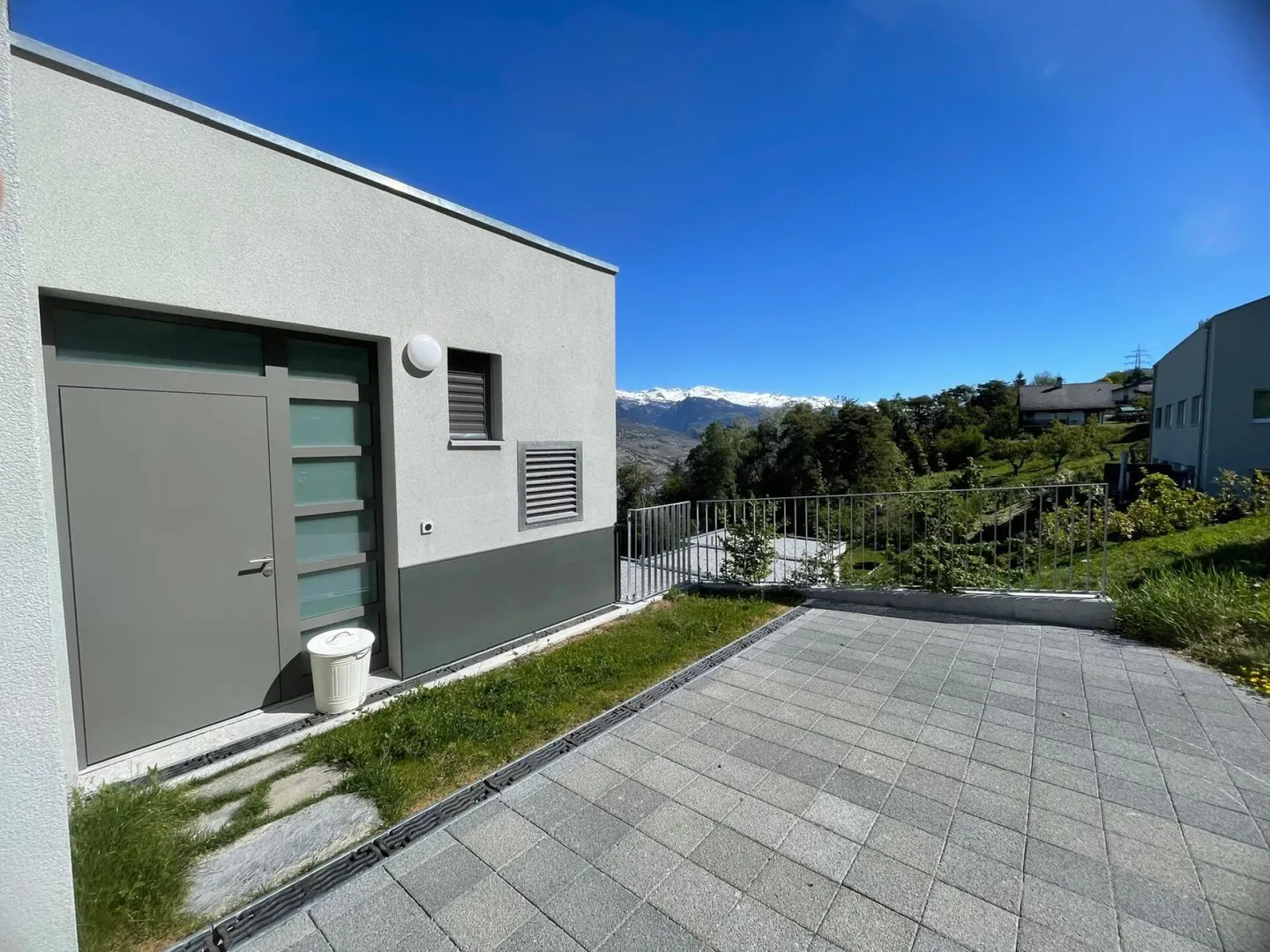 Nuova villa contemporanea di alto livello sulla collina di Sion - Foto 11 di 12