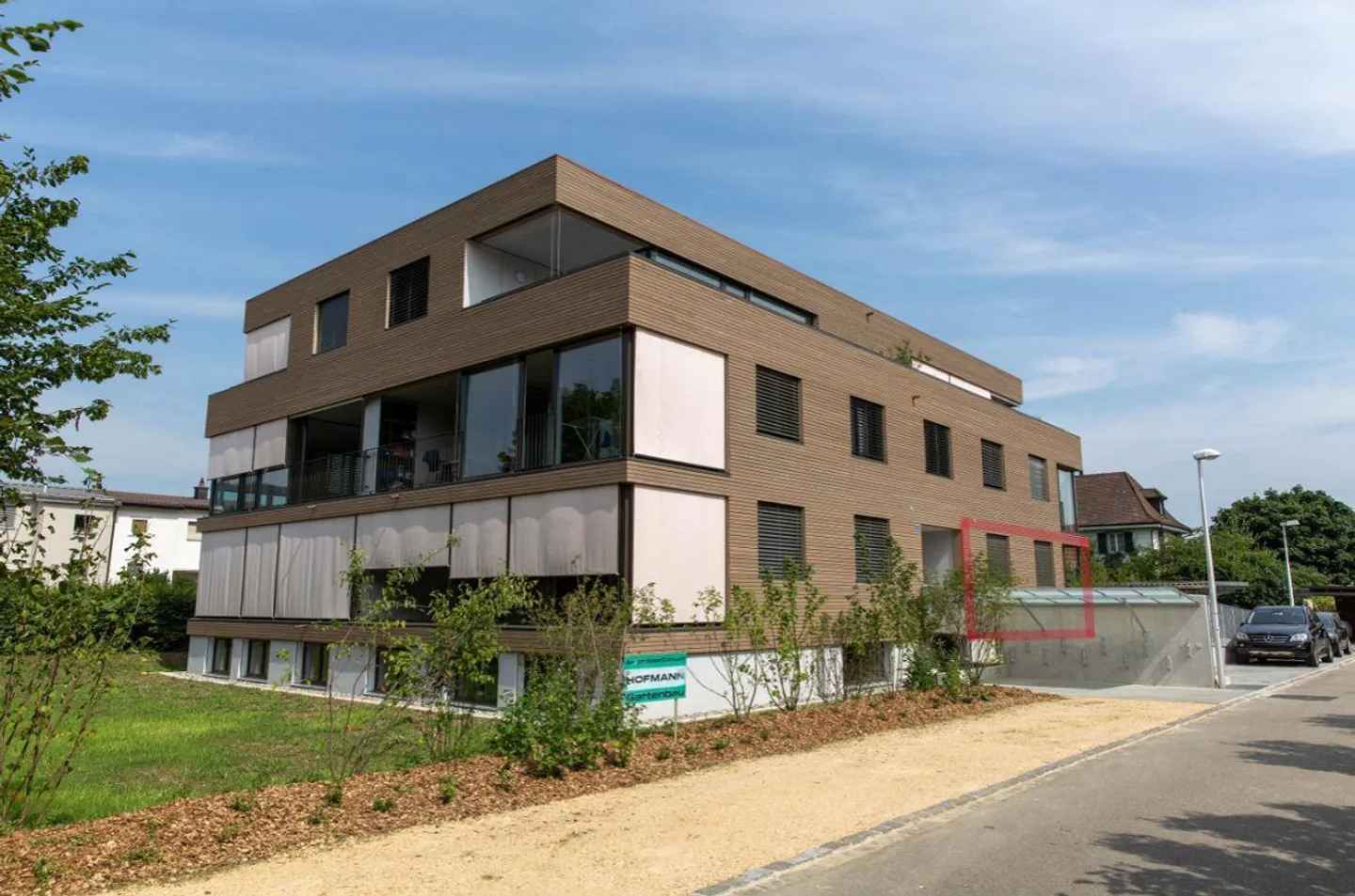 Moderno appartamento di 2,5 stanze con loggia e giardino d'inverno - Foto 2 di 5