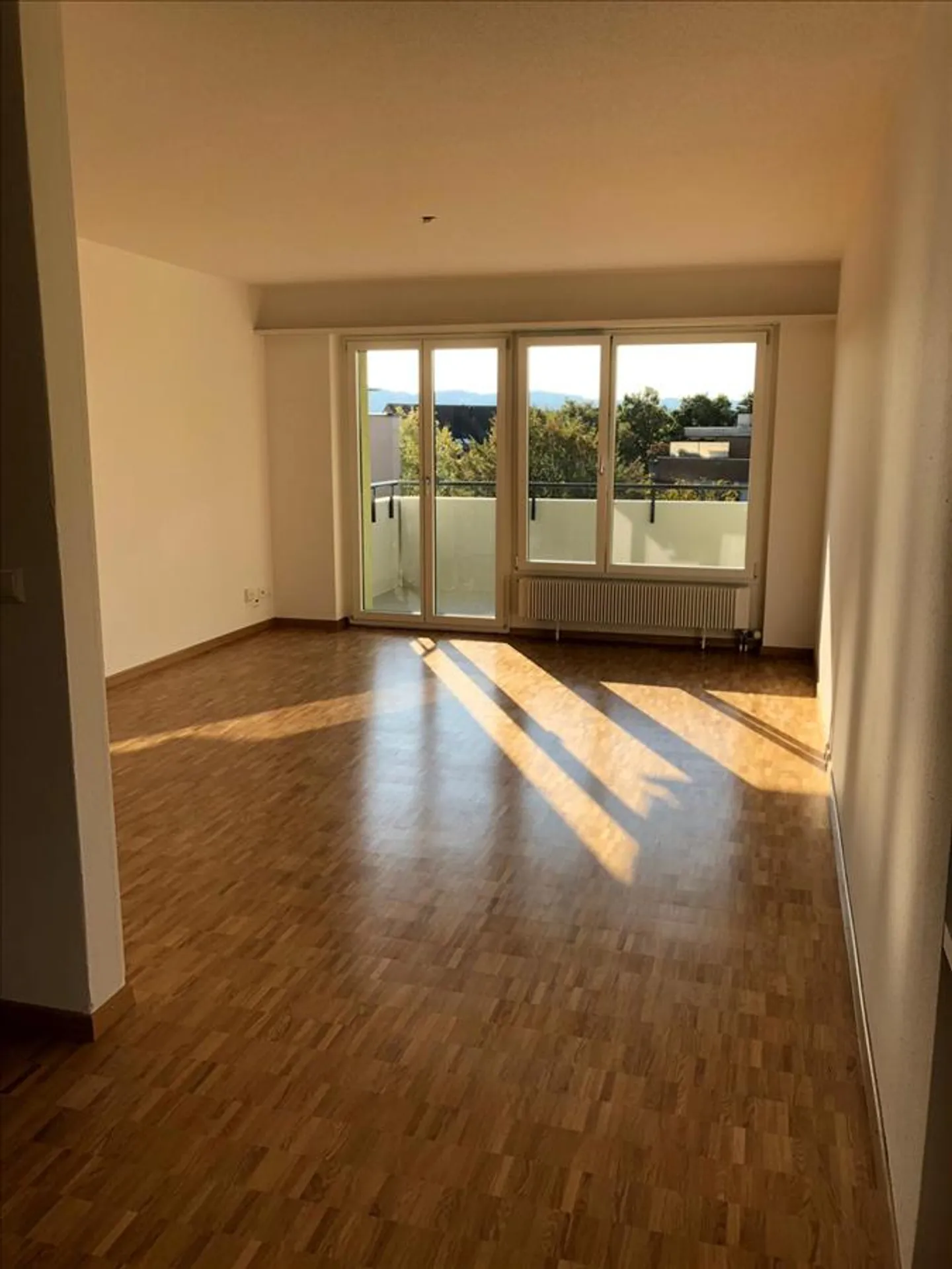 Appartement spacieux près de la gare - Photo 2 sur 4