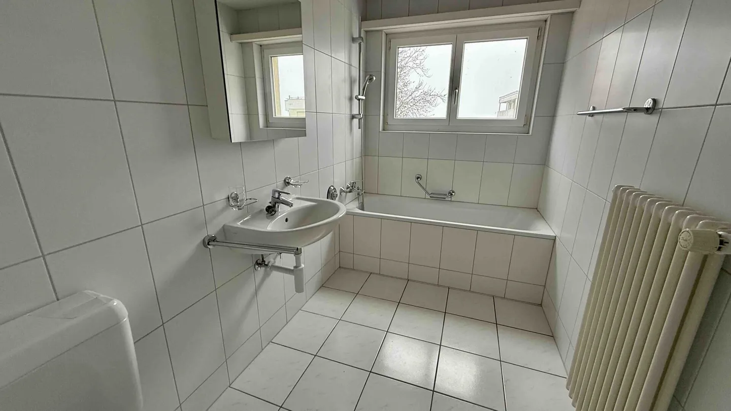 Grand appartement de 6 pièces - Photo 6 sur 13