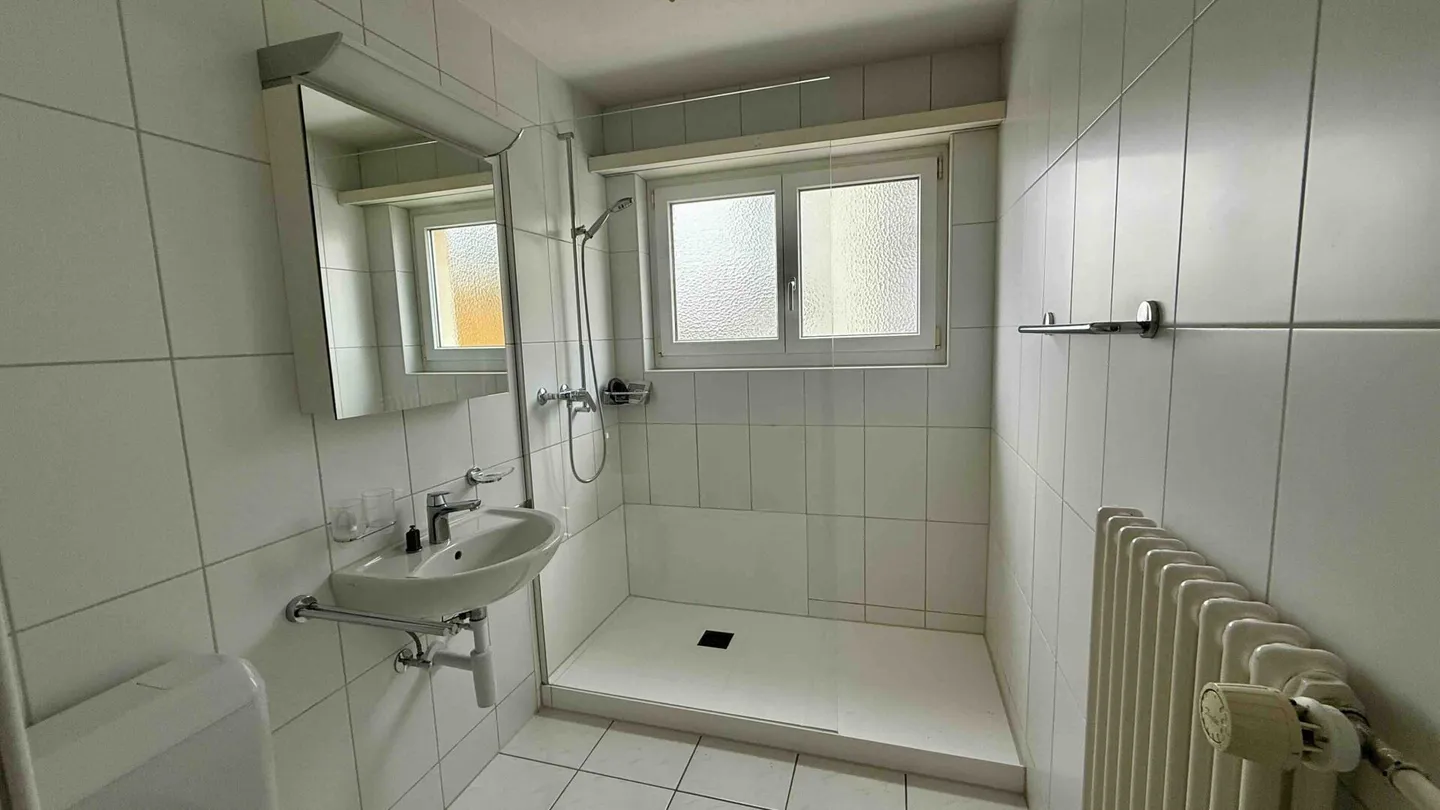 Grand appartement de 6 pièces - Photo 7 sur 13