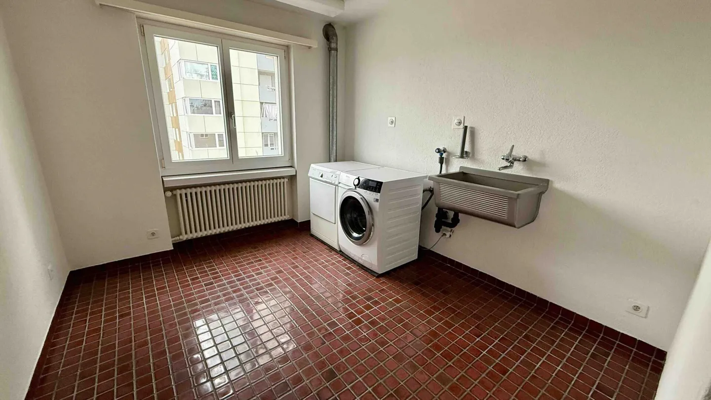 Grand appartement de 6 pièces - Photo 12 sur 13