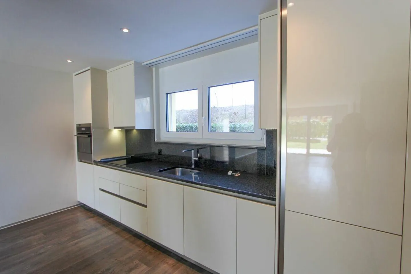 Fantastique appartement au rez-de-chaussée pour vous et votre famille ! - Photo 3 sur 9