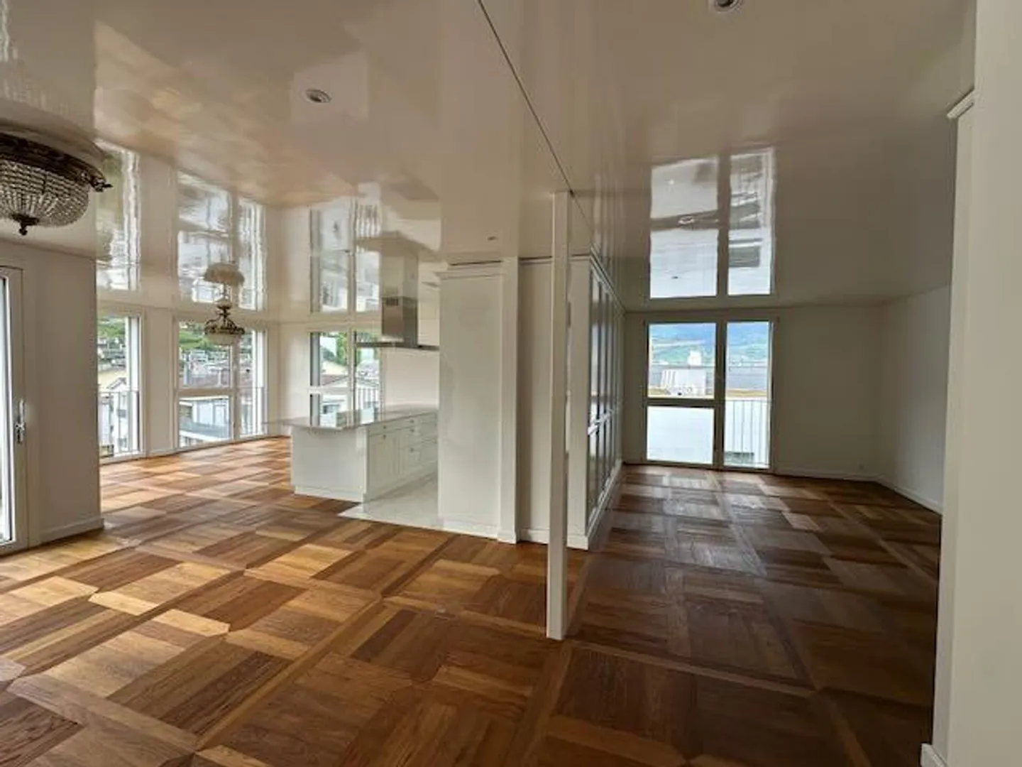 Appartamento attico esclusivo con grande terrazza direttamente nel centro - Foto 8 di 22