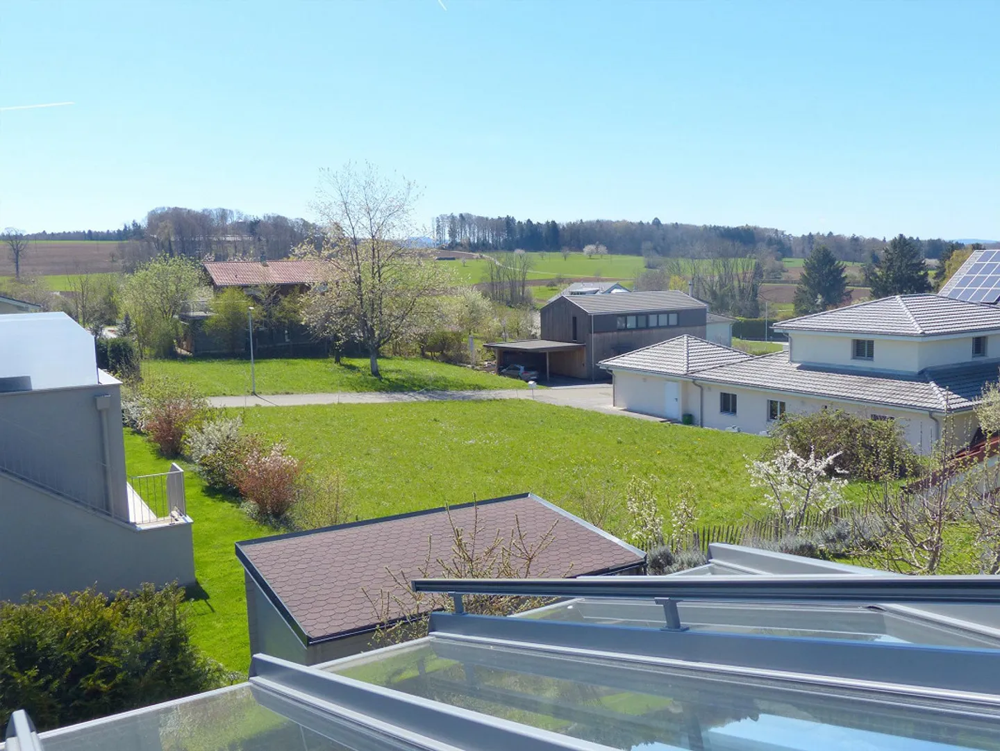 Exclusive Single-Family Home in a Quiet Prime Location in Gempen - Photo 10 of 14