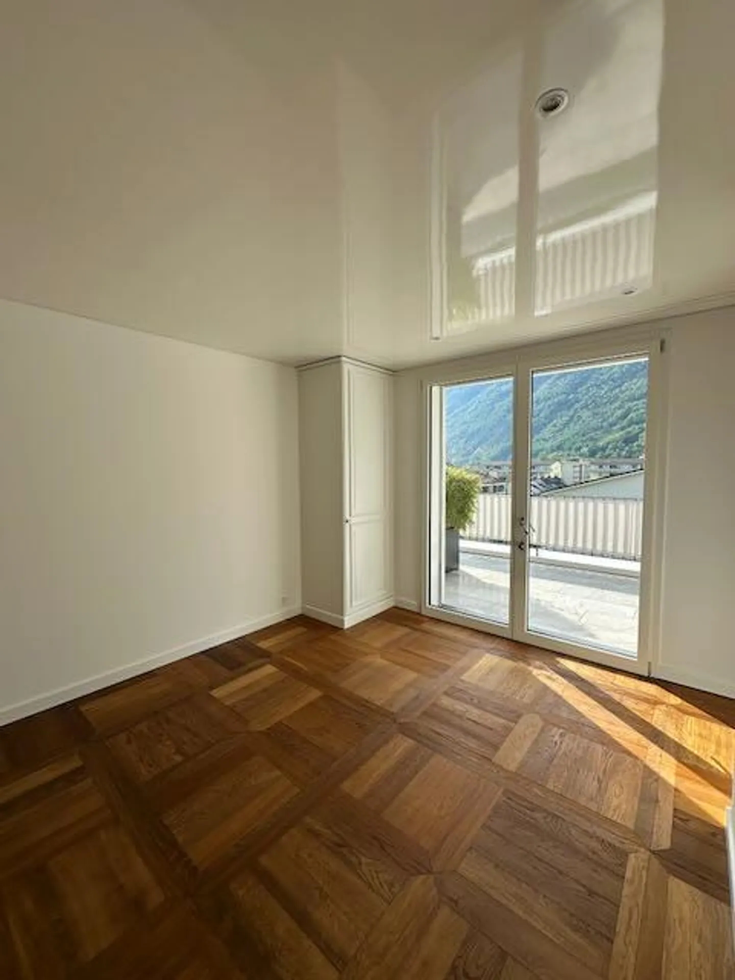 Appartamento attico esclusivo con grande terrazza direttamente nel centro - Foto 18 di 22