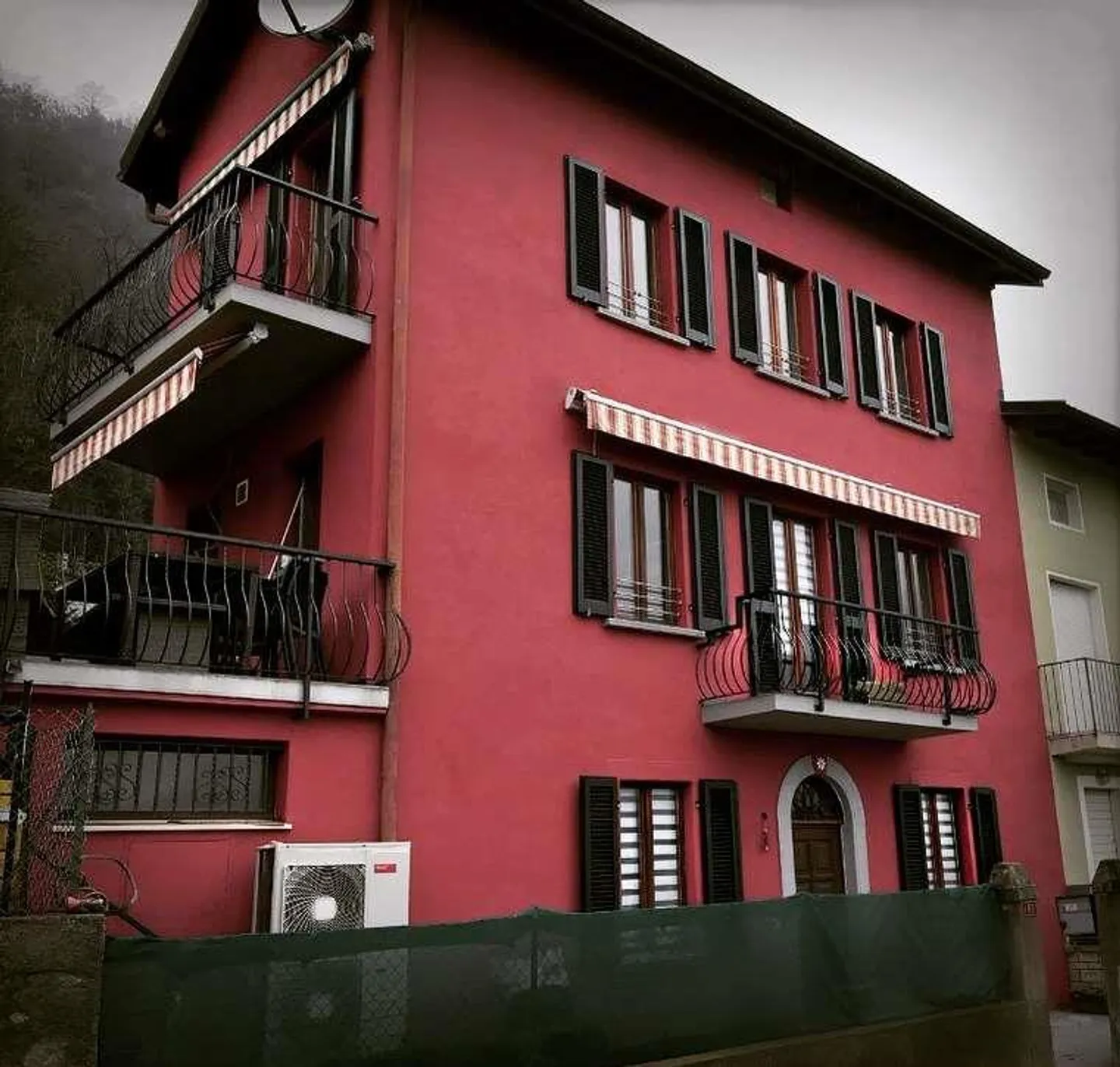 CHARMING TICINESE HOUSE COMPLETELY RENOVATED - Photo 1 of 10