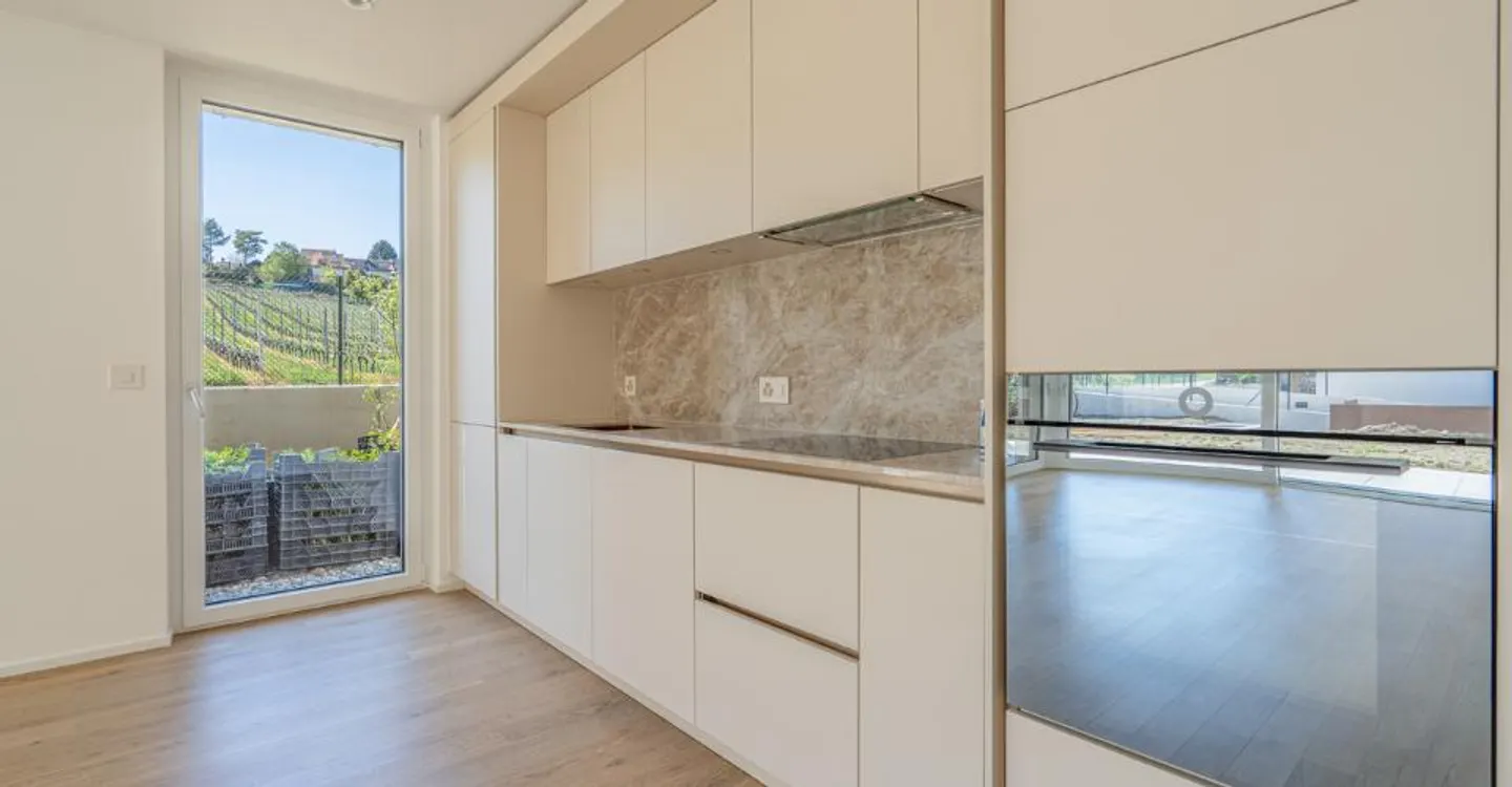 Gartenwohnung mit 3,5 Zimmern, Terrasse und privatem Garten - Foto 3 von 6