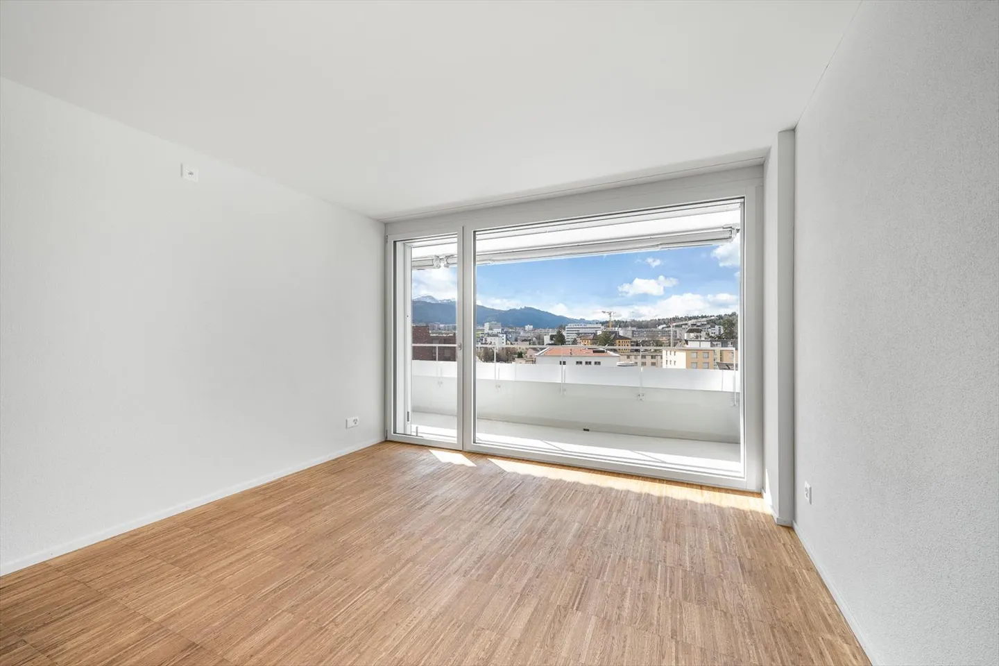 Modern apartment directly at Emmencenter - Photo 7 of 9