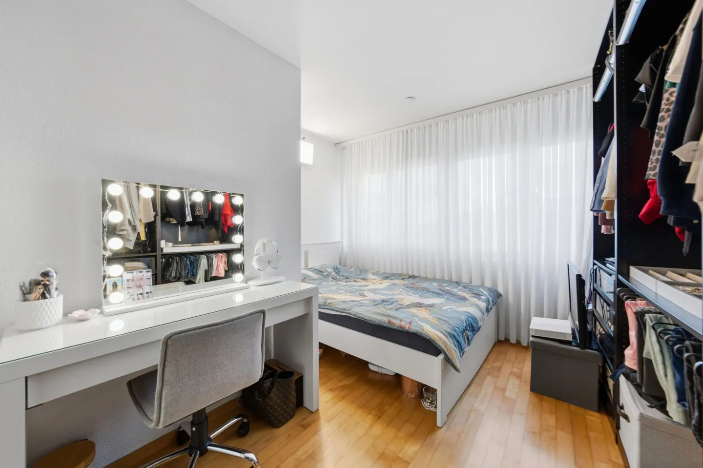 Wohntraum unmittelbar am Vierwaldstättersee & Rigi-Blick (4.34 % Rendite) - Foto 8 von 13