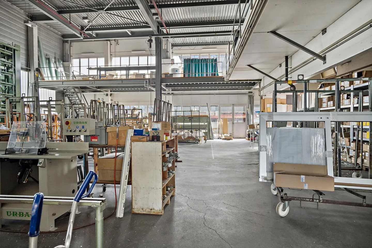 Commercial Property with Residential Component in Building Rights - Photo 10 of 13