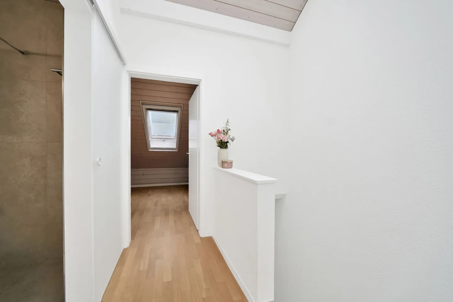 Una casa da amare - Moderno appartamento mansardato di 3,5 stanze con charme - Foto 10 di 13