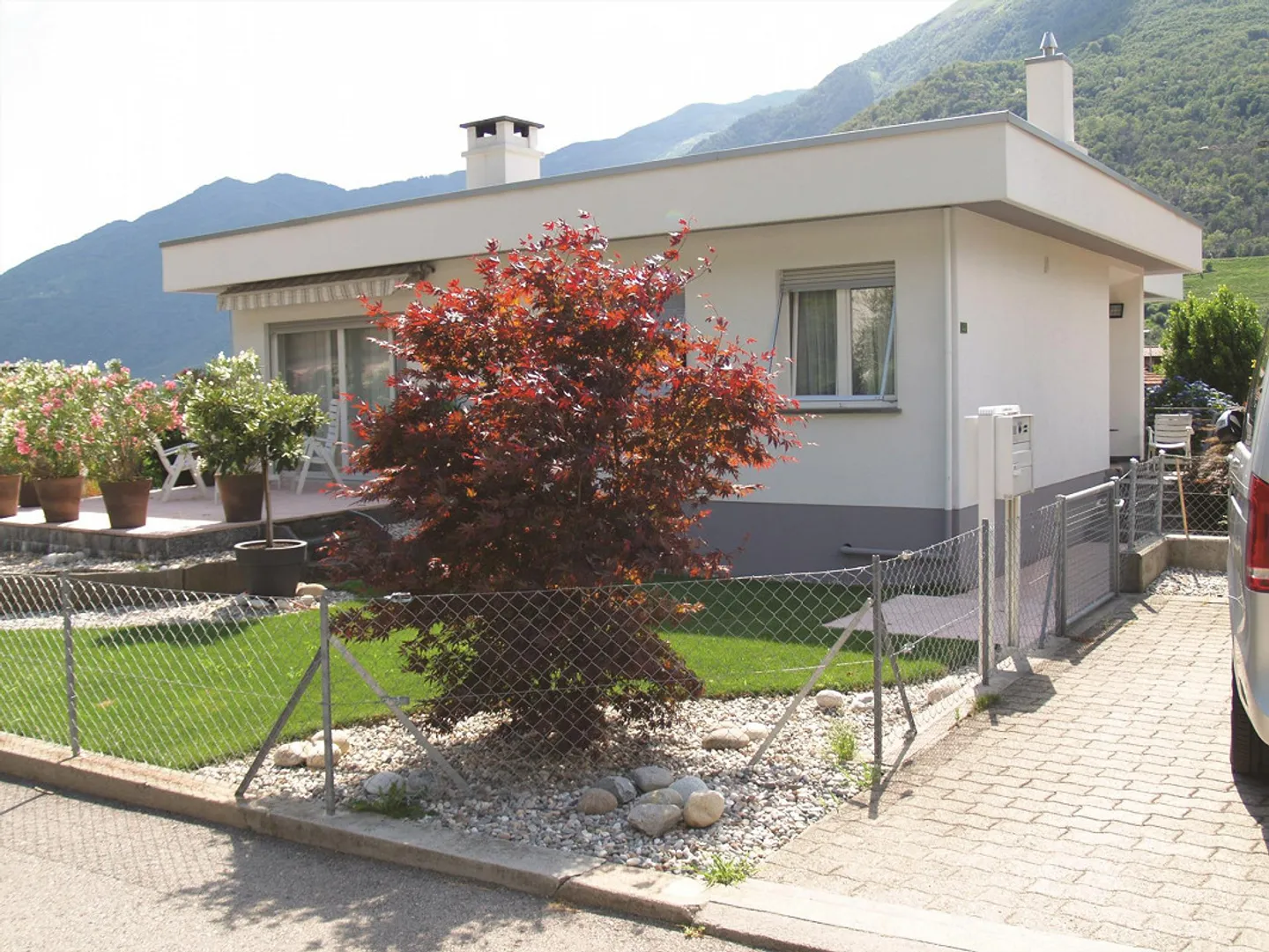 VILLA INDÉPENDANTE 4.5 PIÈCES - SPACIEUSE-CONFORT ET PRIVACY - Photo 2 sur 5