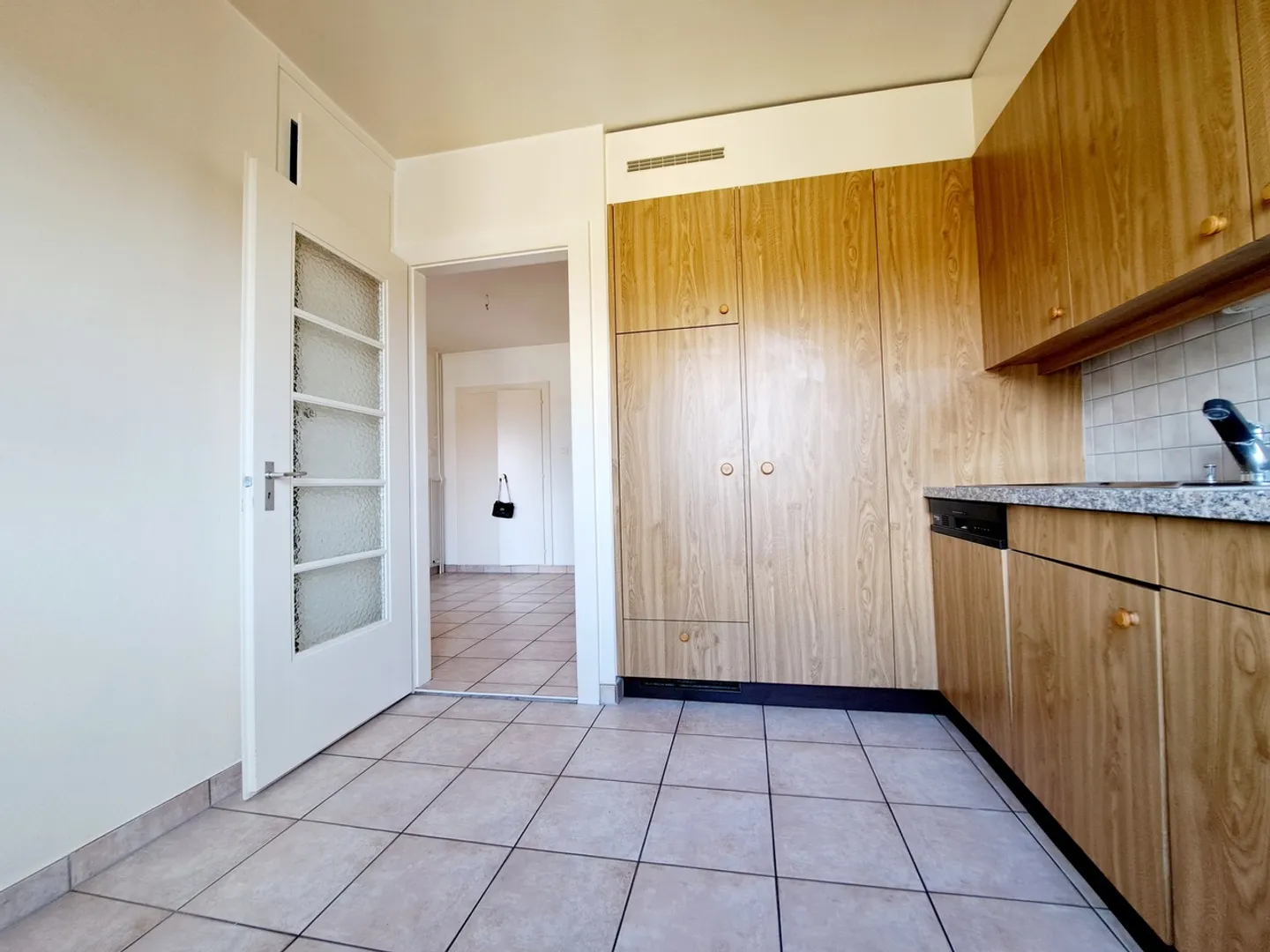 Appartamento in affitto - Foto 7 di 10