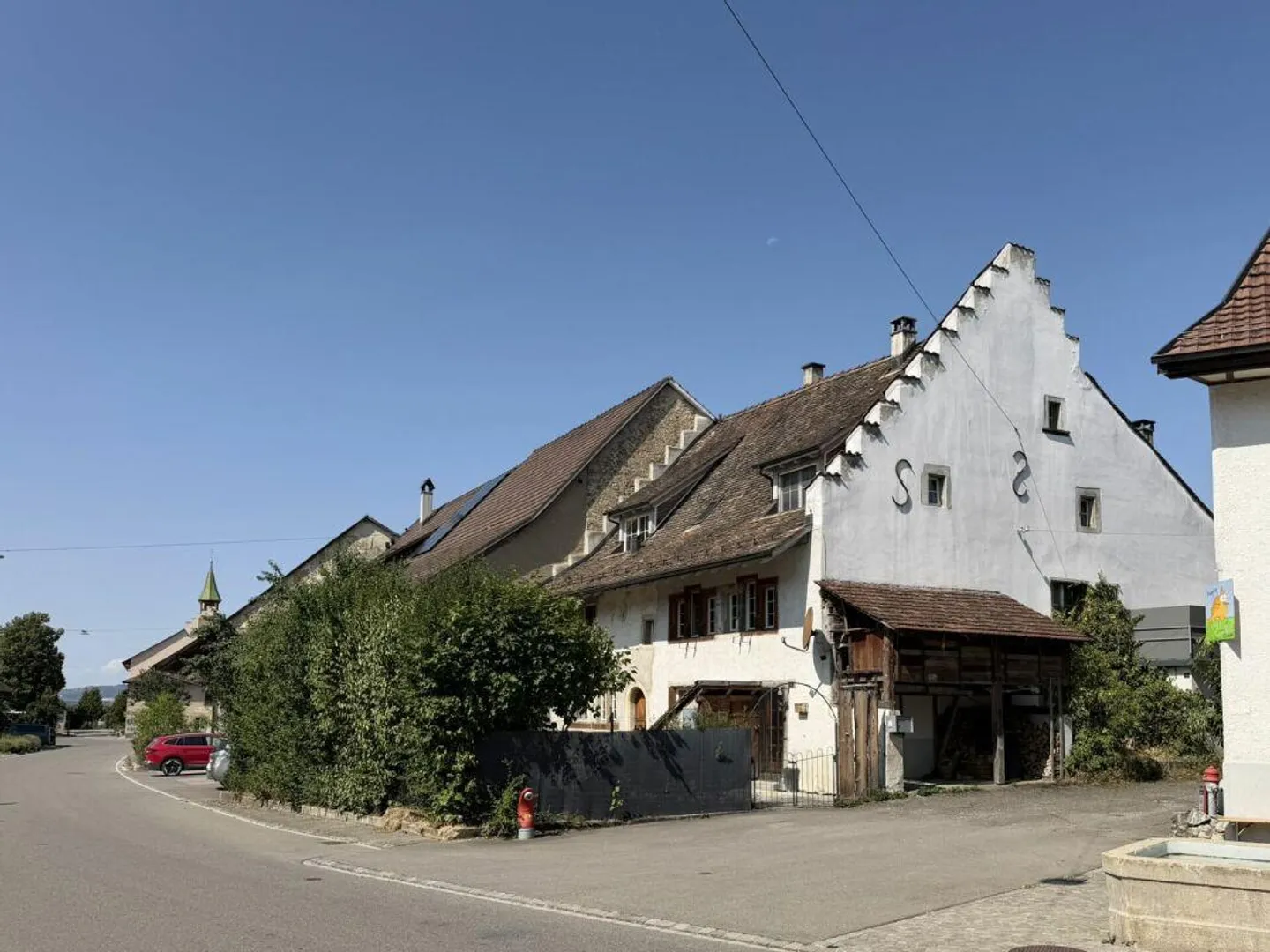 Historisches Haus mit besonderem Charakter - Foto 2 di 13