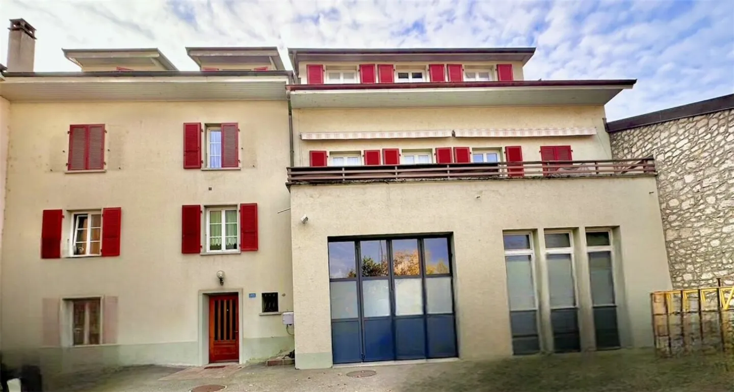 Immeuble mixte avec bon rendement 4% - Photo 1 sur 1