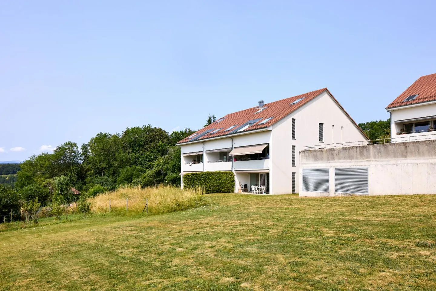 Appartement Charmant avec Terrasse - Photo 1 sur 5