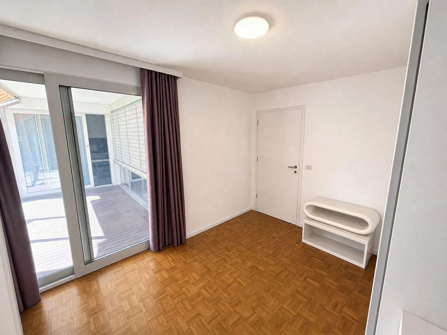 Élégant 4.5 pièces avec 2 terrasses et 3 places de parking à Gordola - Photo 7 sur 14
