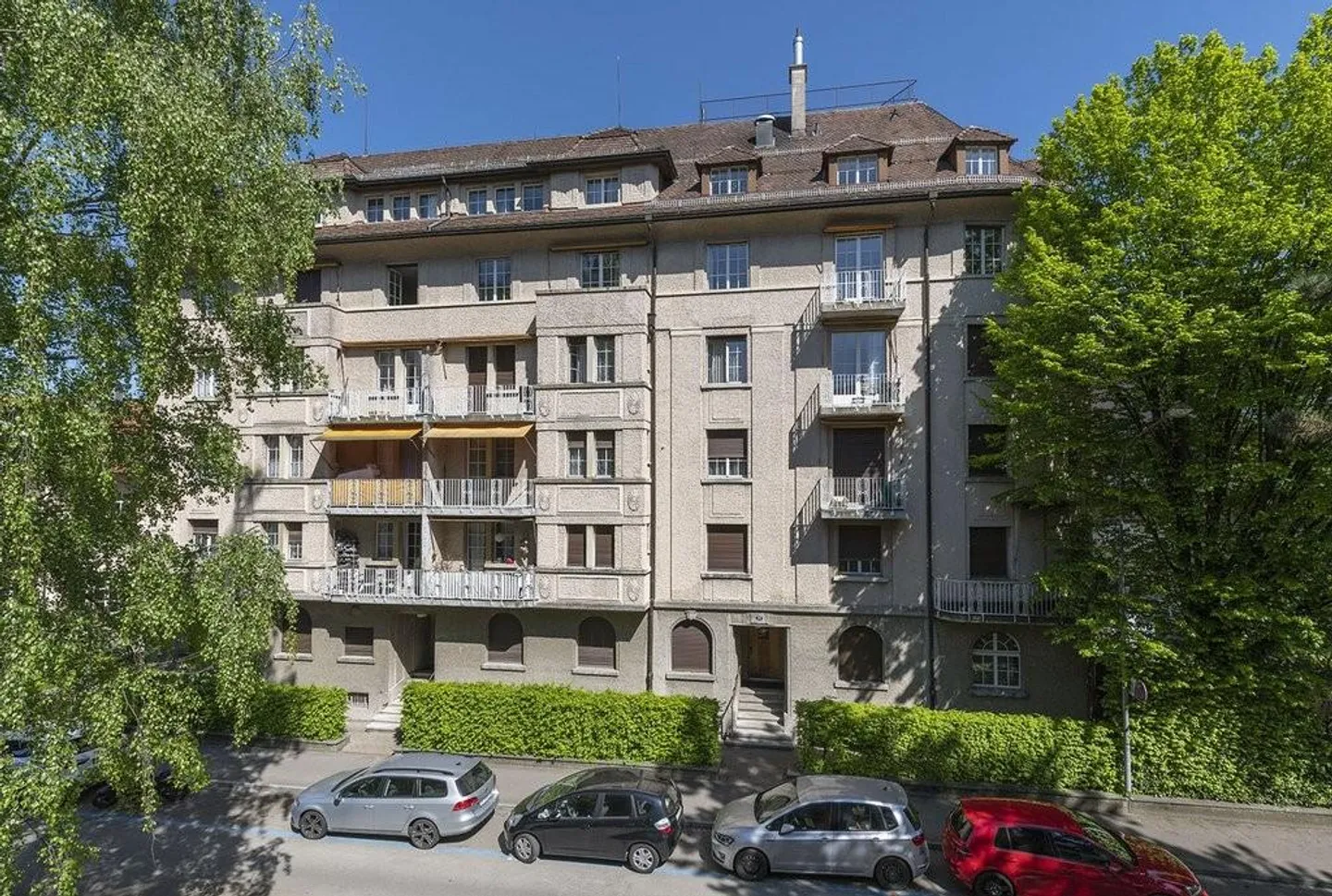 Appartement cherche célibataire - Photo 1 sur 4