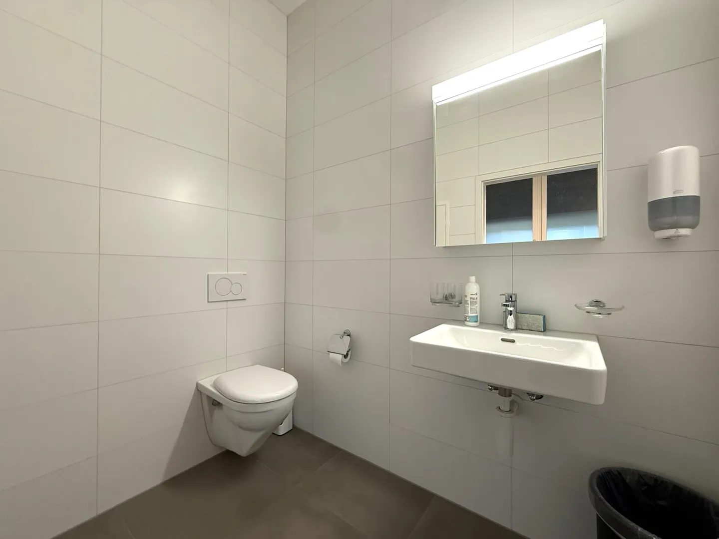 Ufficio rappresentativo in posizione centrale - Weltpoststrasse 3E (Regione di Berna) - Foto 11 di 11