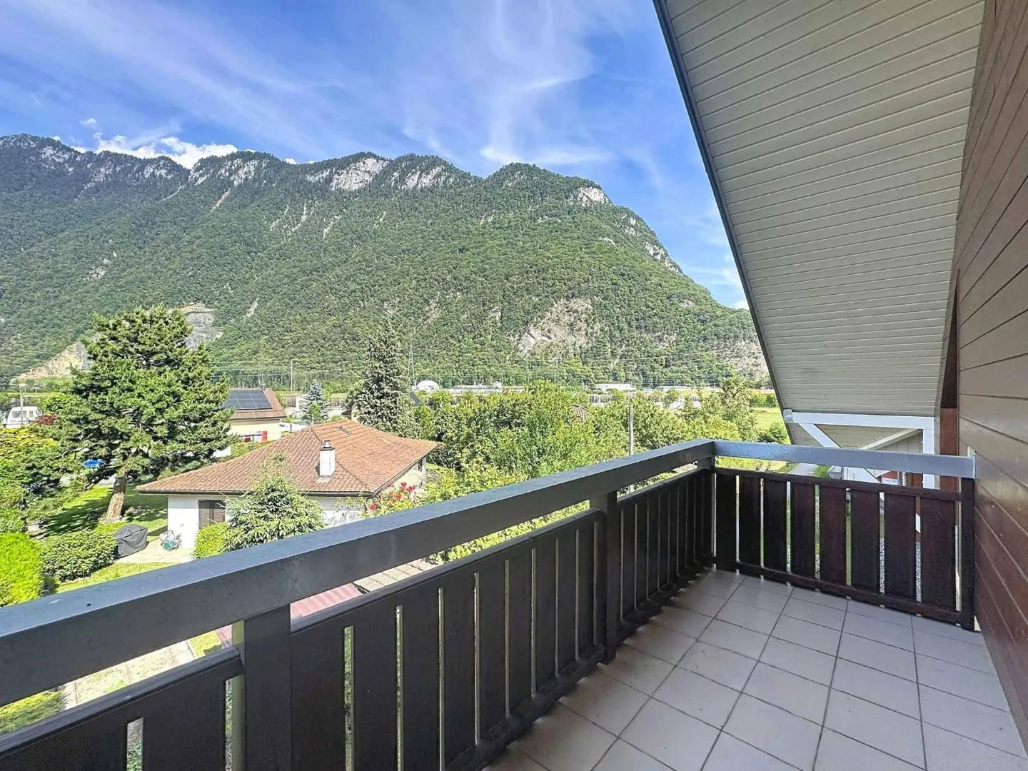 Large 4.5 room apartment of 137.7 m2 with mezzanine and covered balconies - Photo 6 of 11