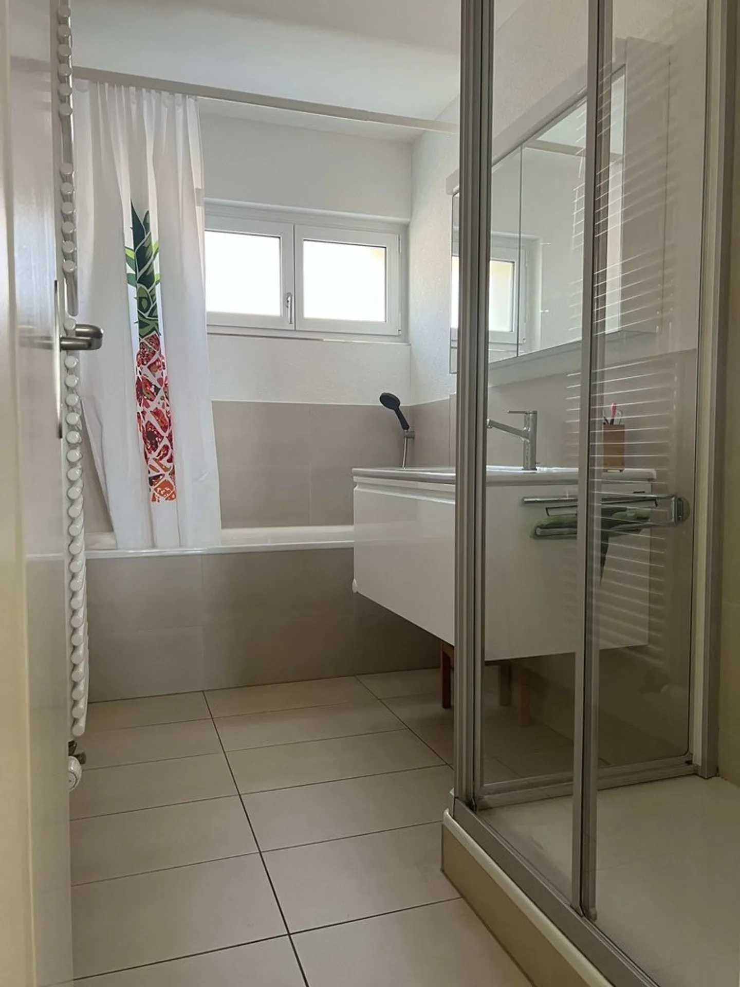 Appartement 4.5 pièces à louer dans la verdure - Photo 7 sur 8