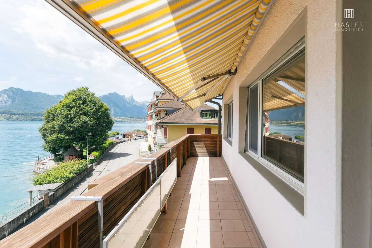 3½-Room Holiday Apartment on the Shore of Lake Thun with Swimming Area - Photo 3 of 10