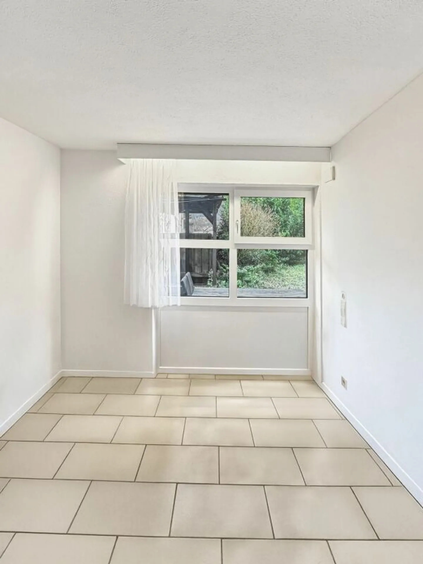 in bevorzugter Wohnlage beim Lindli von Schaffhausen: Attraktive 4.5-Zimmer-Eigentumswohnung - Photo 7 of 32
