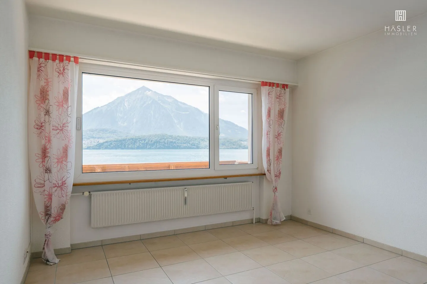 3½-Room Holiday Apartment on the Shore of Lake Thun with Swimming Area - Photo 7 of 10