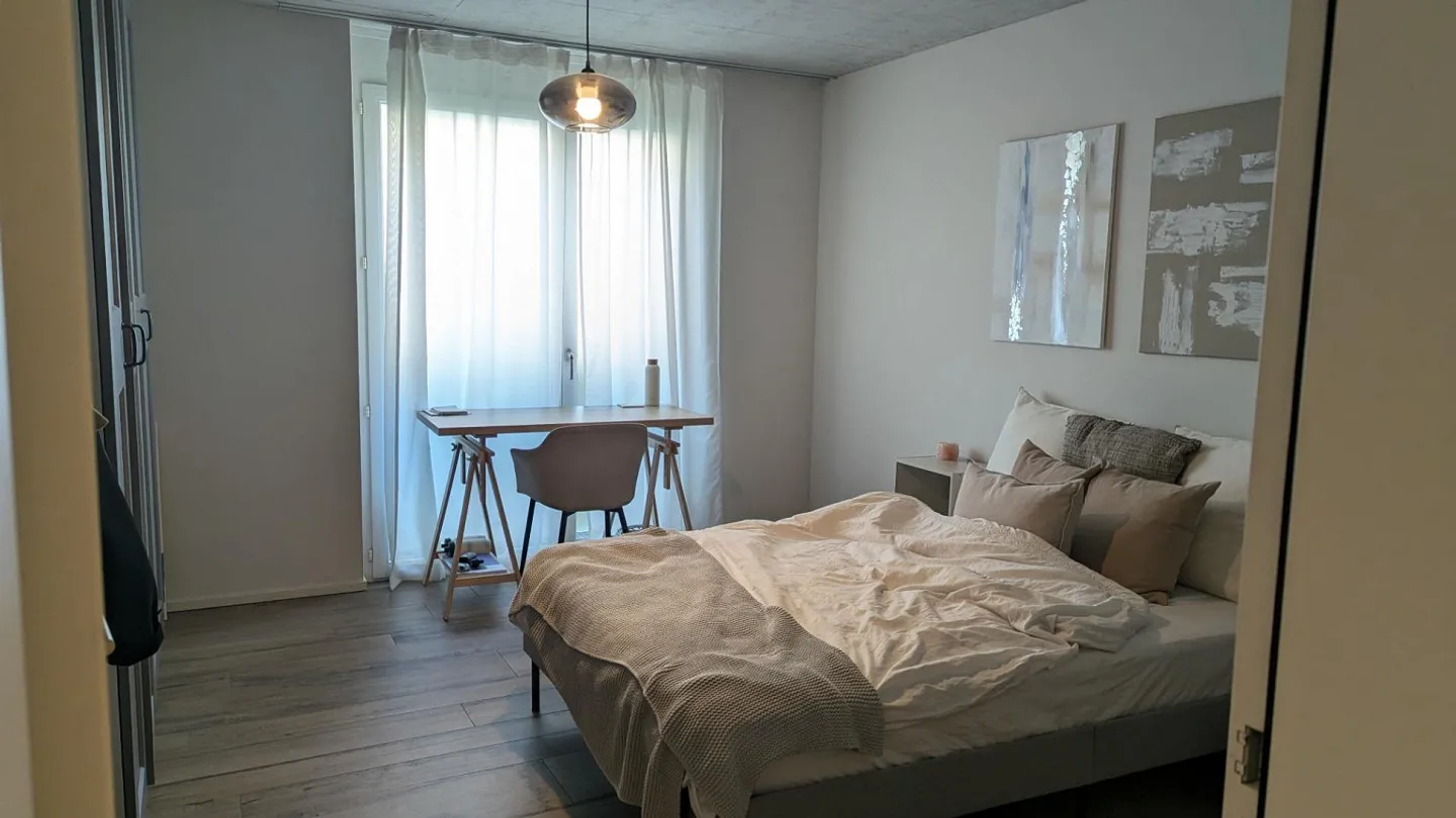 Appartement exceptionnel de 3,5 pièces avec terrasse spacieuse - Photo 6 sur 8