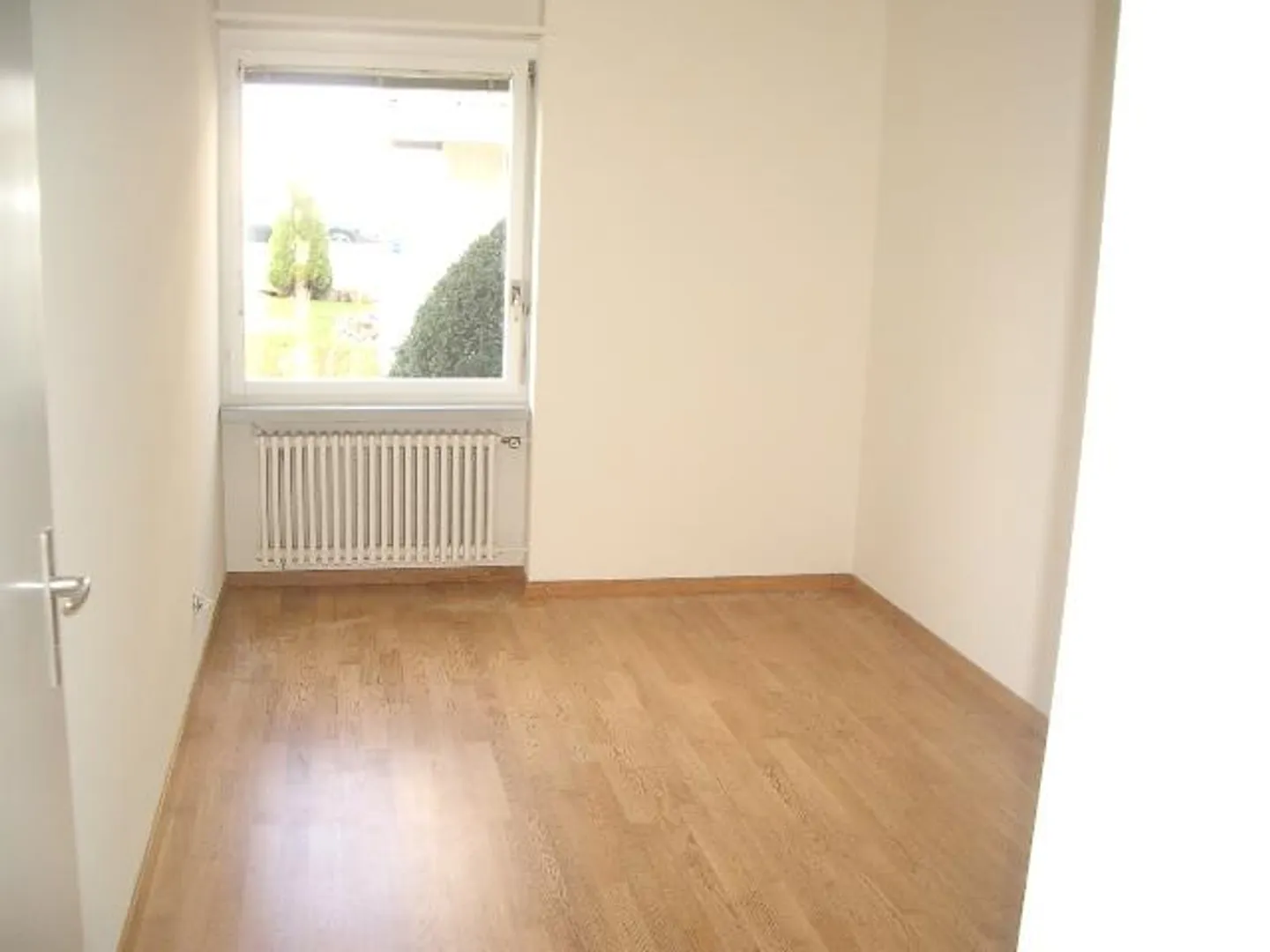 In the popular Hirtenhof district - Photo 3 of 10