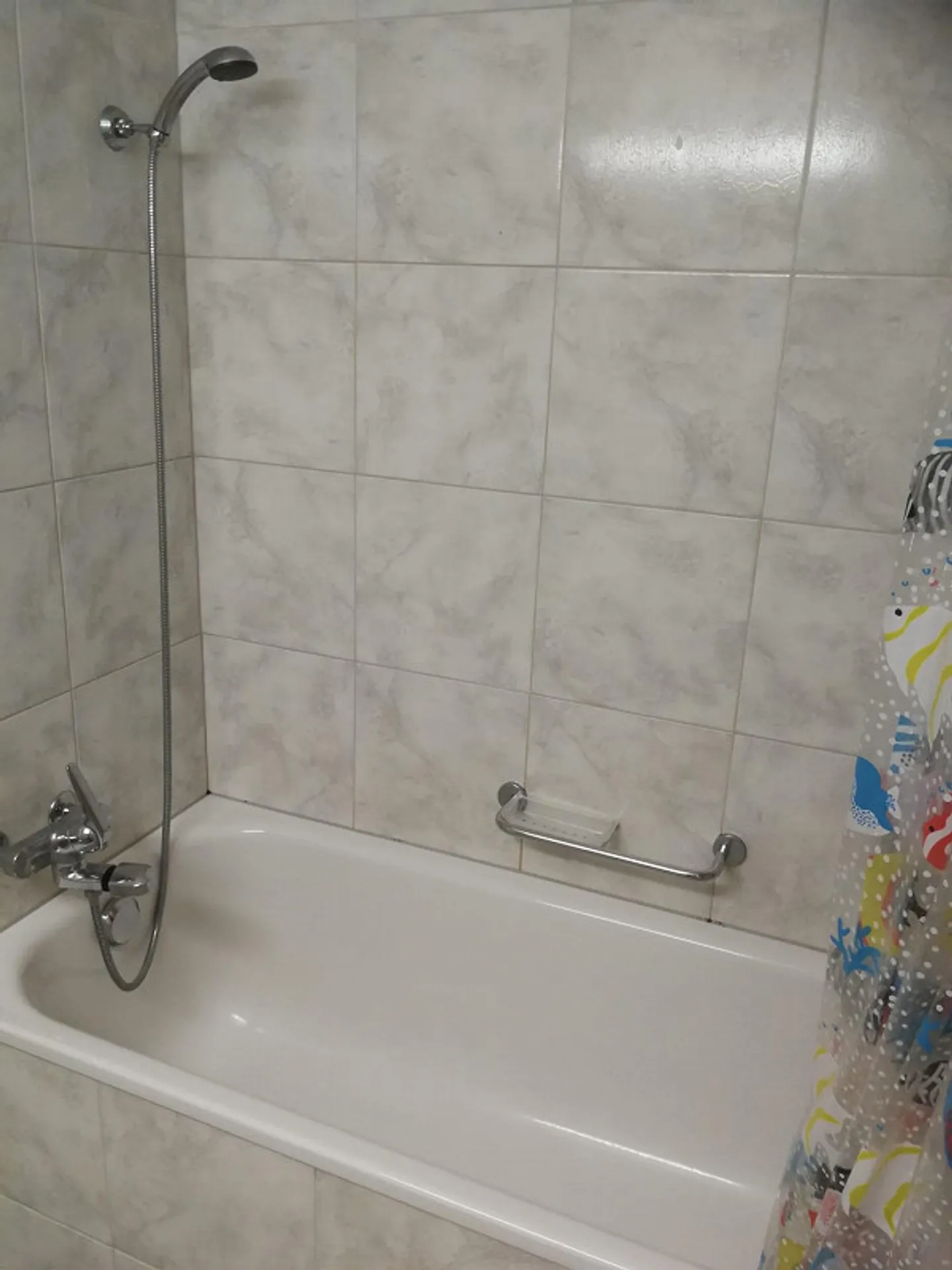 In the popular Hirtenhof district - Photo 7 of 10