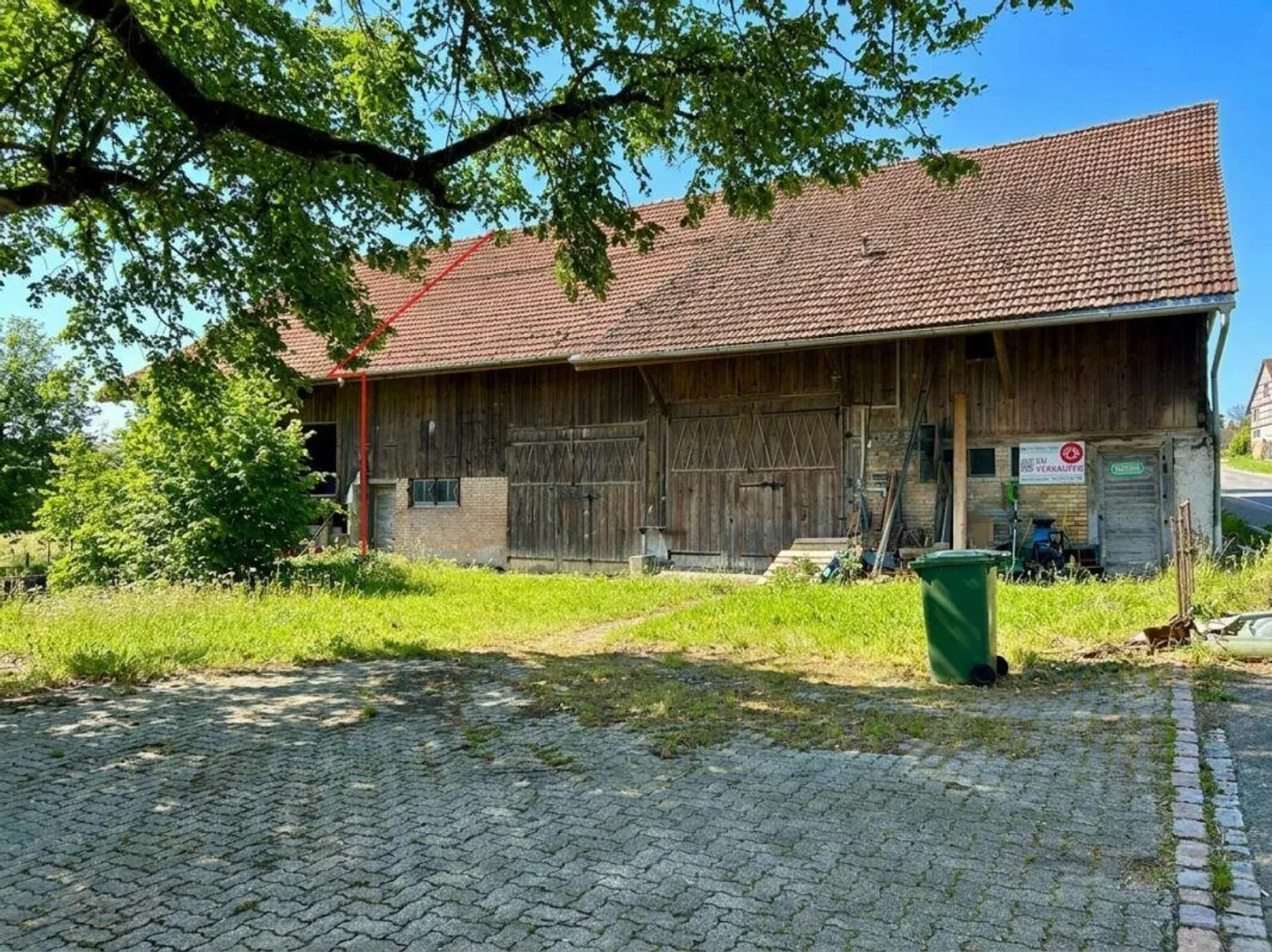 Maison bifamiliale avec grange et espace environnant - Photo 21 sur 21