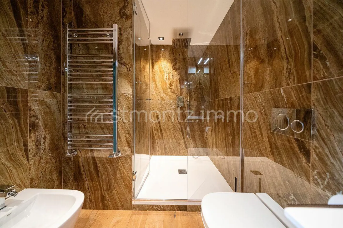 Chesa Suot Brattas - Appartamento ristrutturato di 4,5 locali - Foto 10 di 15