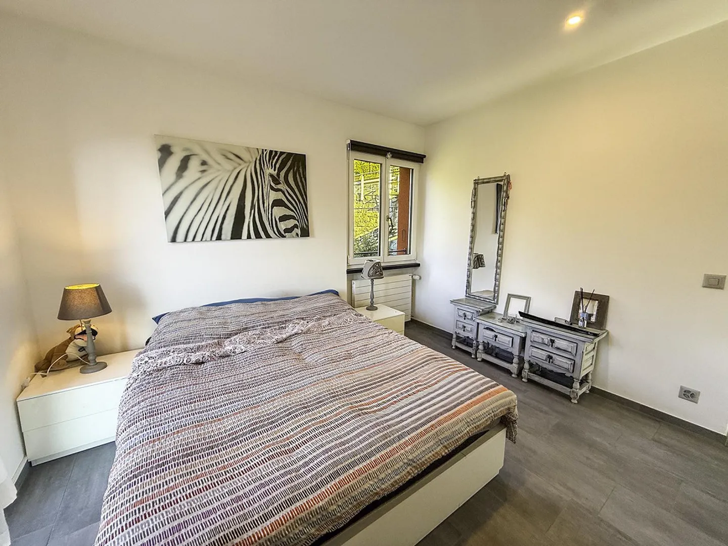 Zweitwohnsitz: 3.5 Zimmer-Wohnung im obersten Stockwerk mit Zugang zur Promenade am Fluss Maggia - Foto 14 von 24