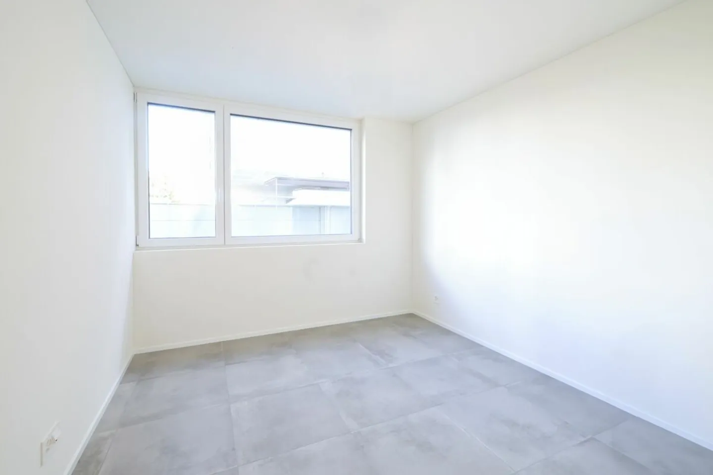 SOLDUNO - Nouvel appartement de 3,5 pièces avec jardin - Photo 9 sur 11