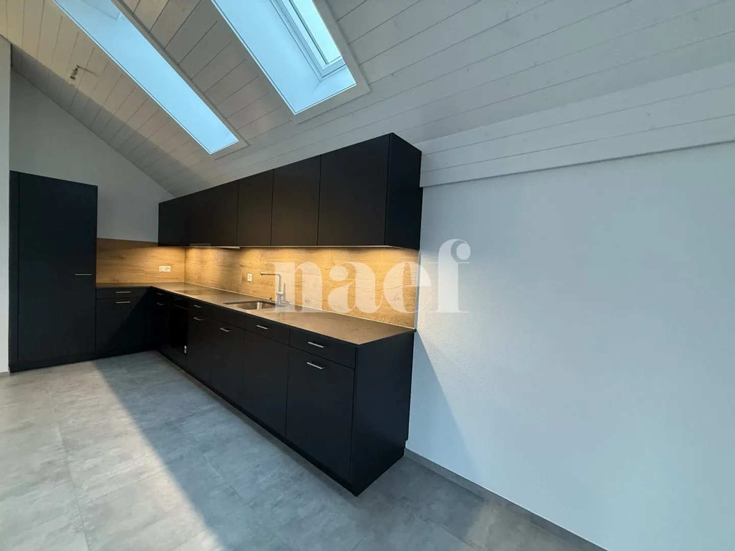 5.5 room apartment - Photo 2 of 11