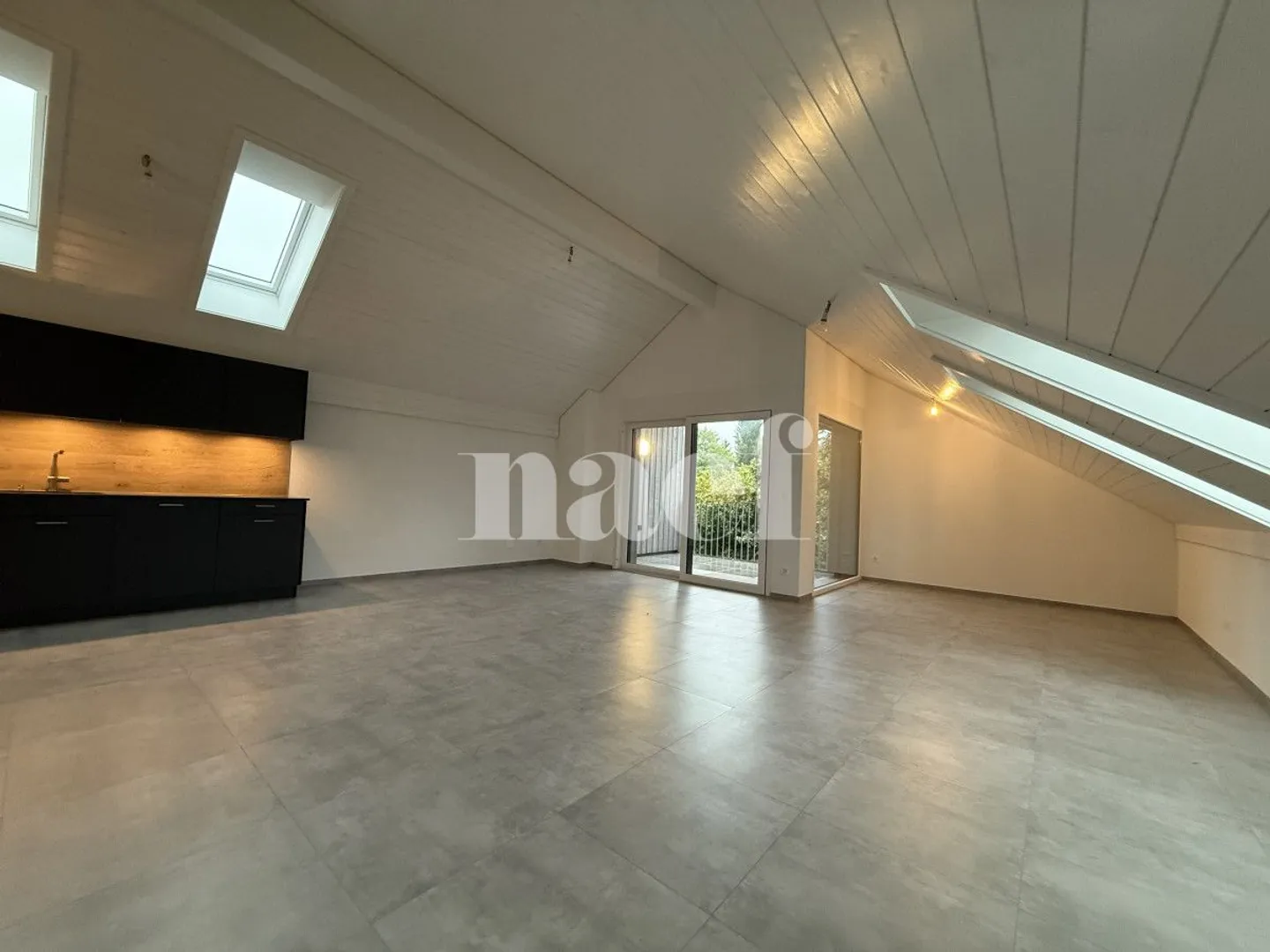 5.5 room apartment - Photo 3 of 11