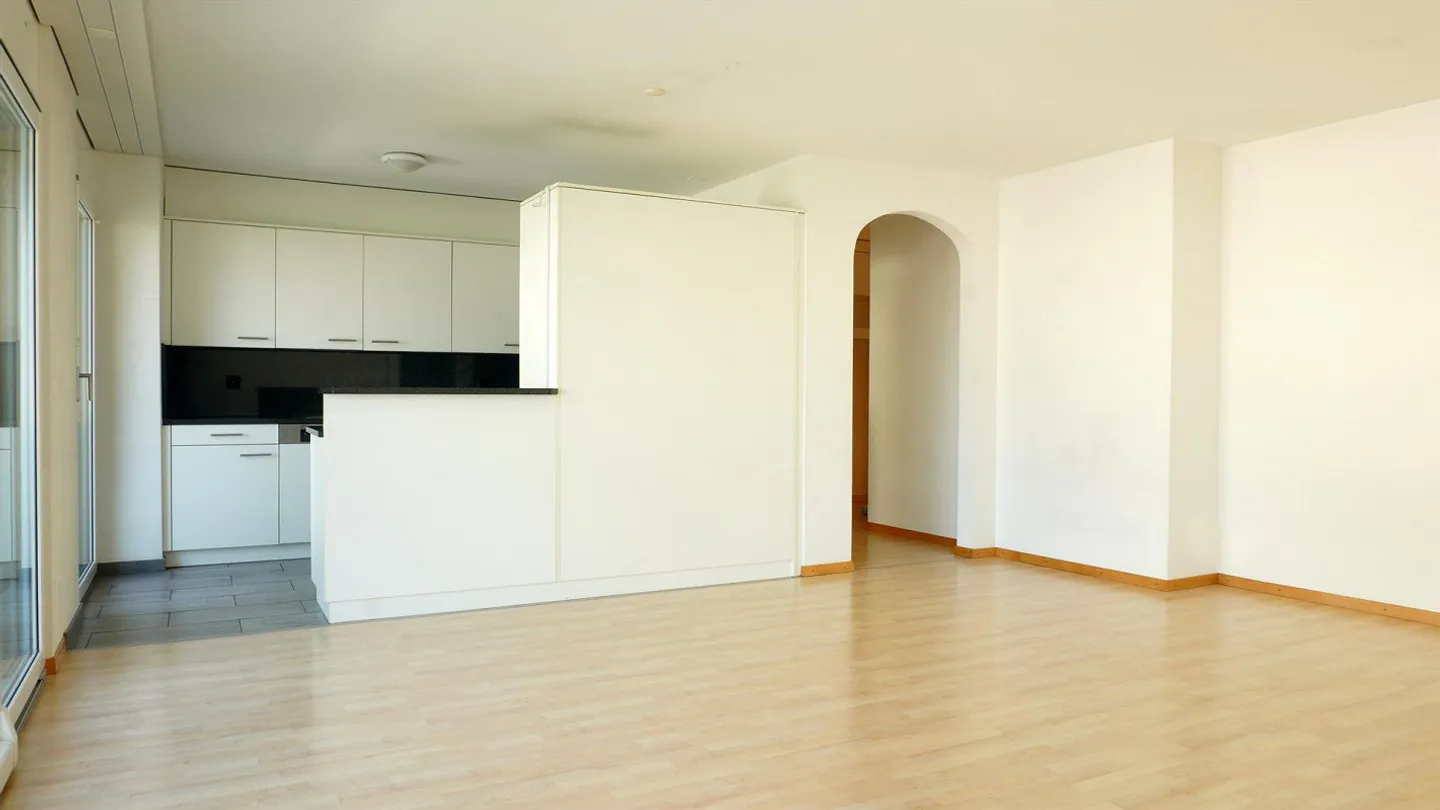 Vivere a Masans. Appartamento di 3,5 stanze con balcone e due bagni - Foto 1 di 9